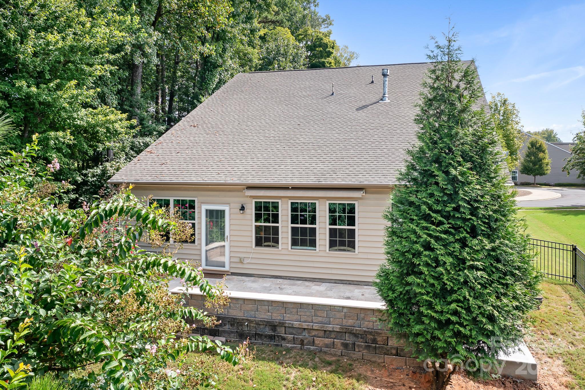 400 Brier Knob Drive