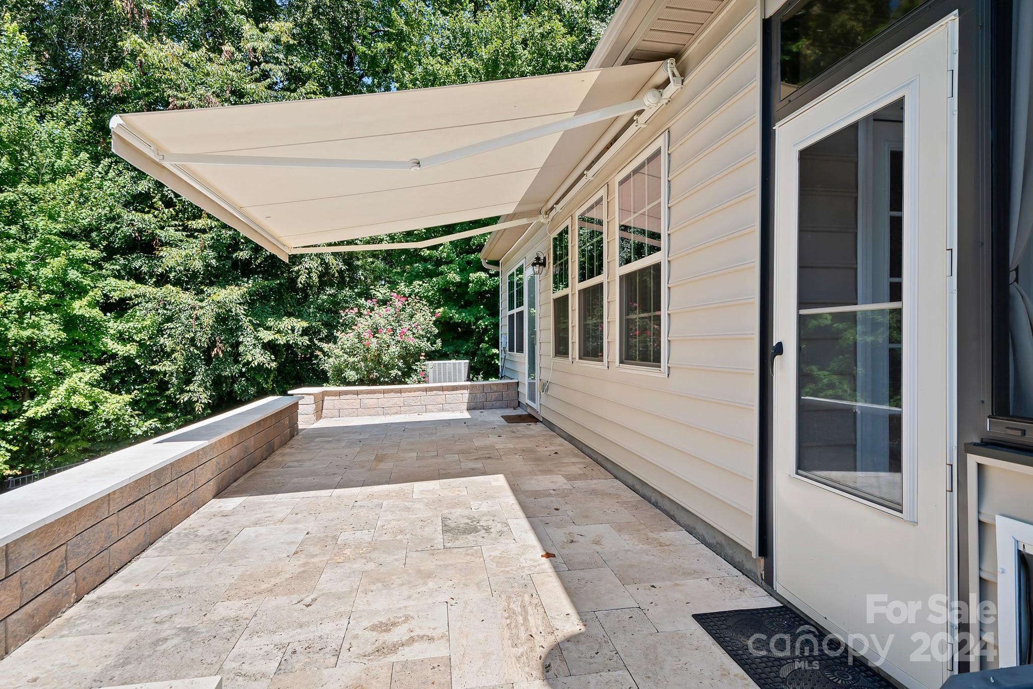 400 Brier Knob Drive