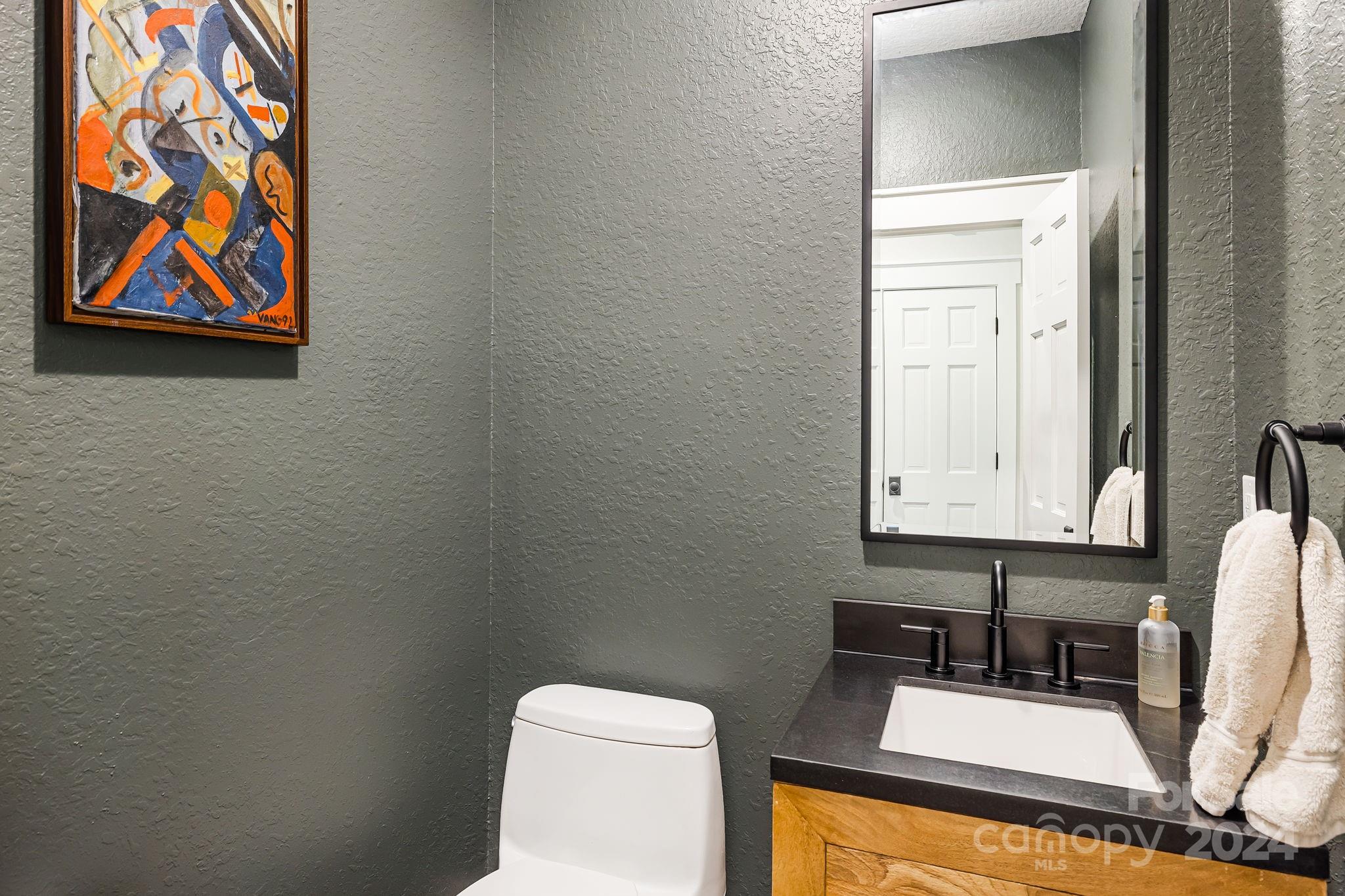 68 Drakes Meadow Lane