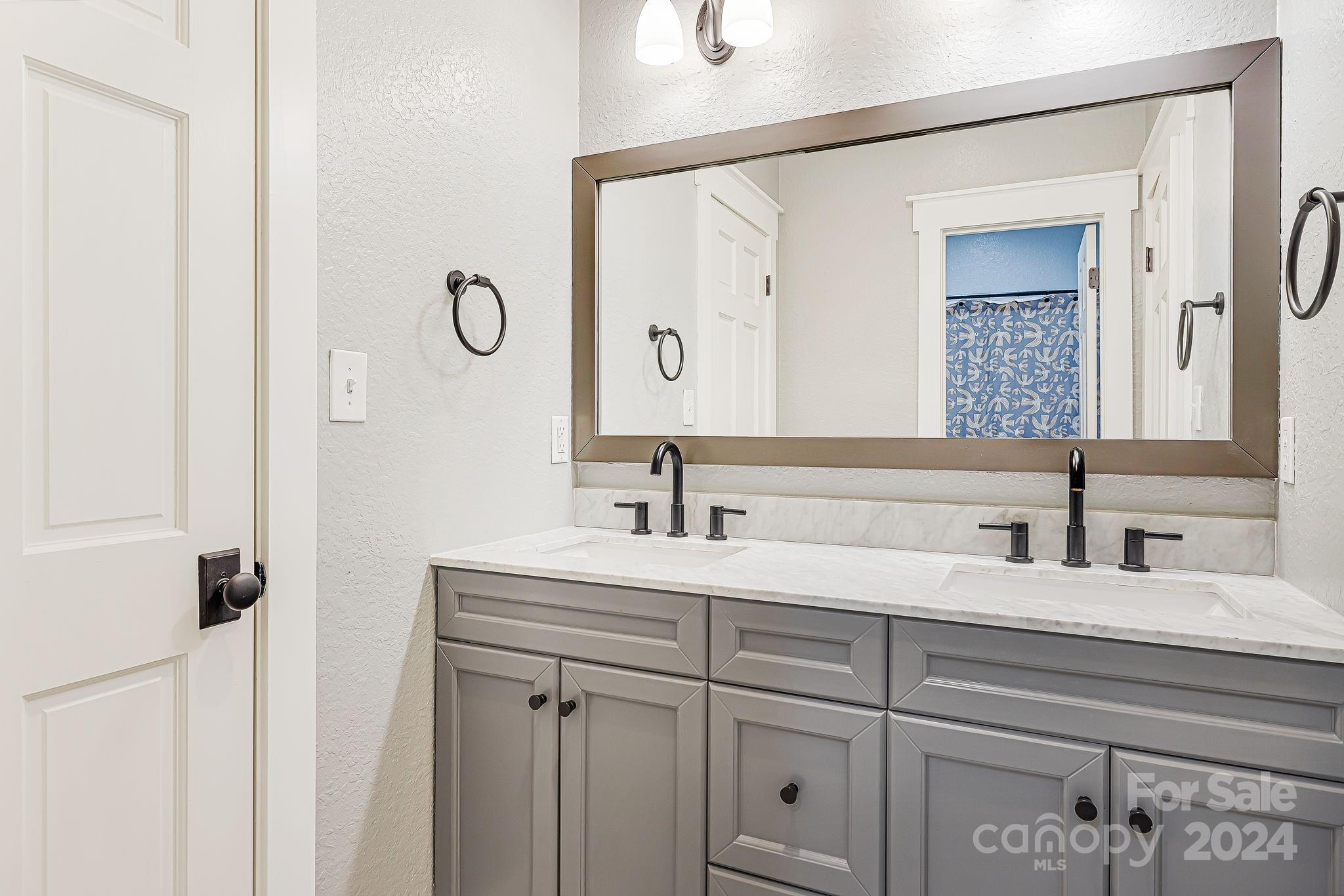 68 Drakes Meadow Lane