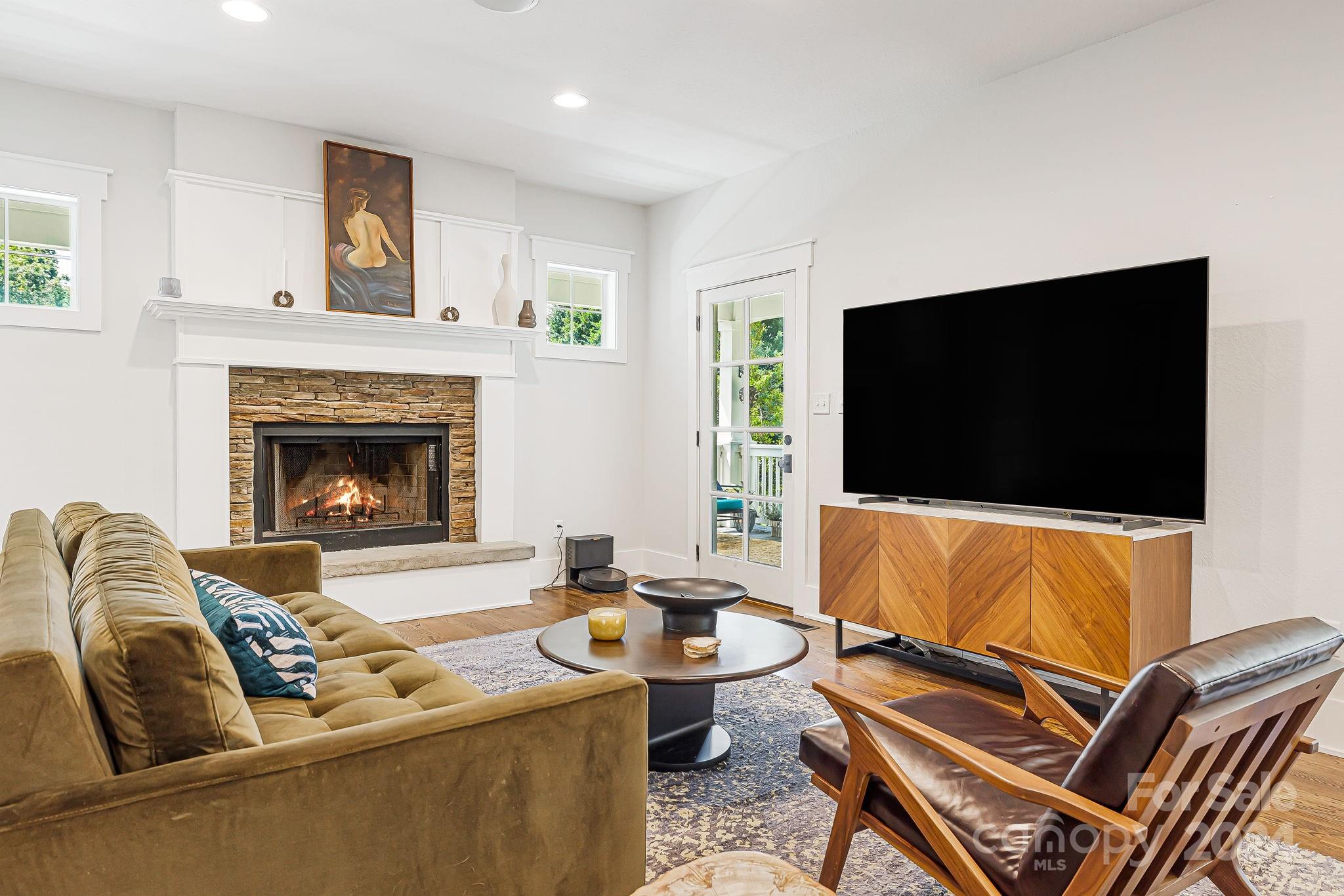 68 Drakes Meadow Lane