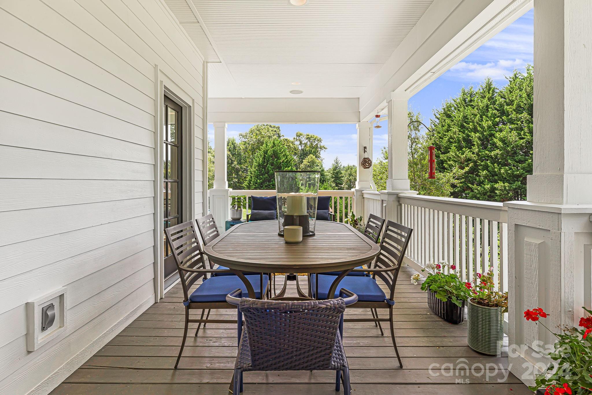 68 Drakes Meadow Lane