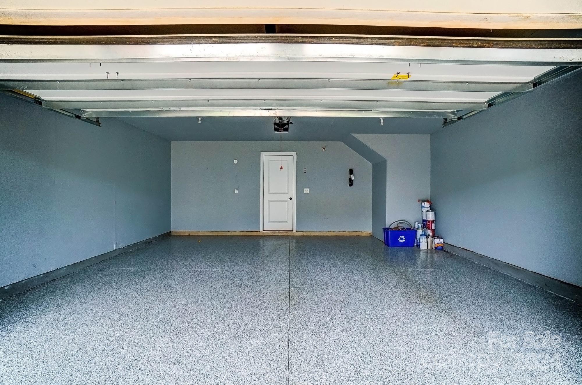 2112 Arbor Loop Drive