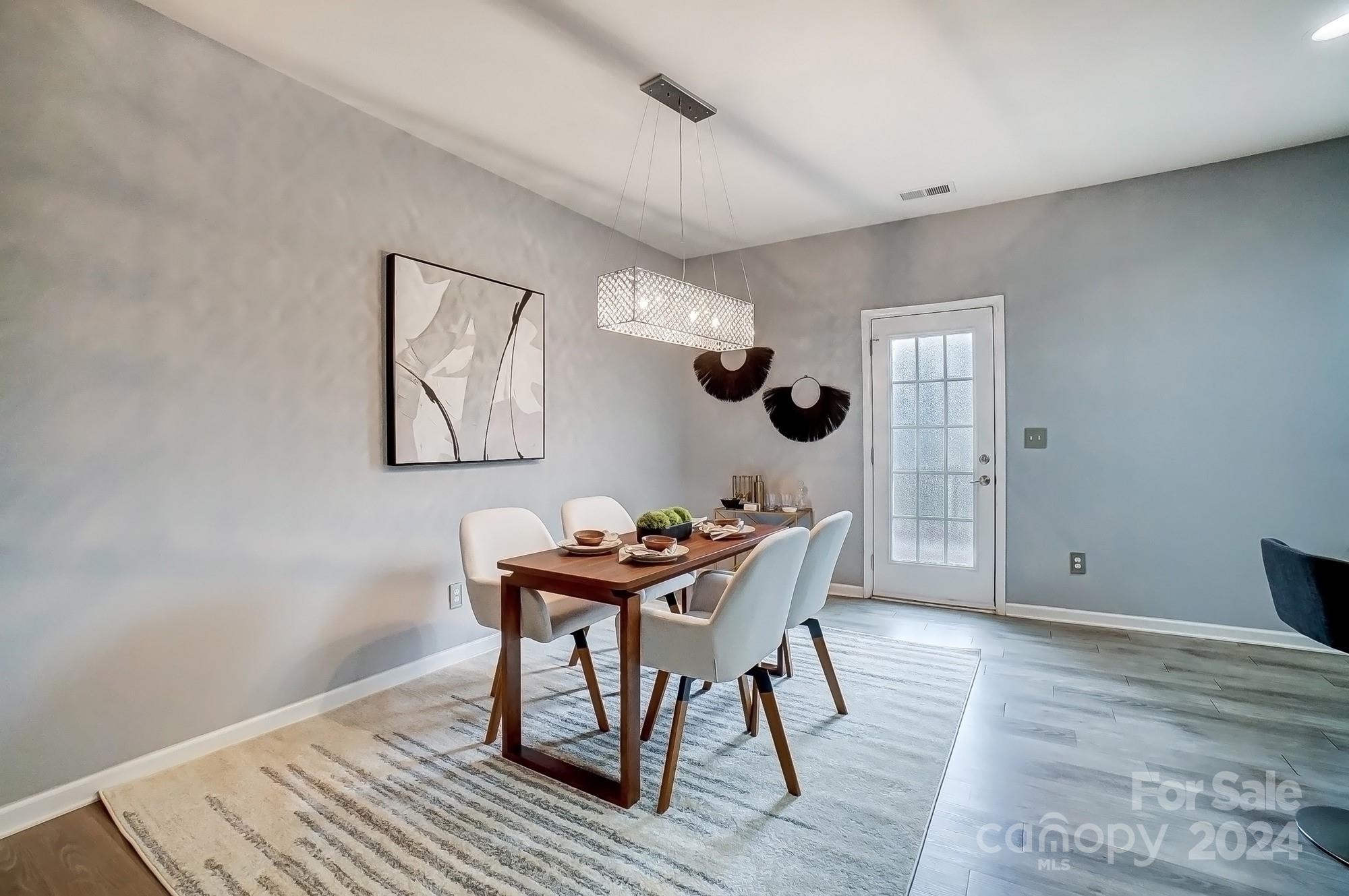 2112 Arbor Loop Drive