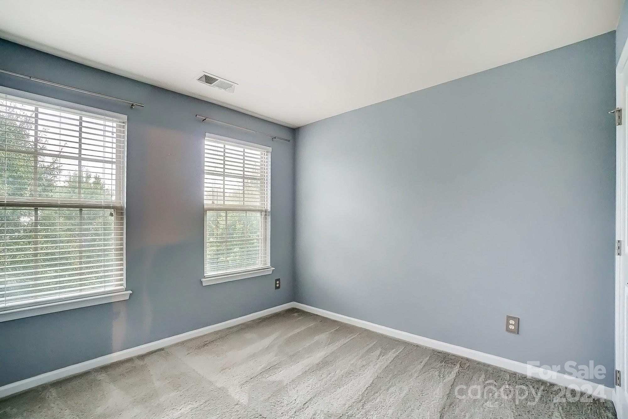 2112 Arbor Loop Drive