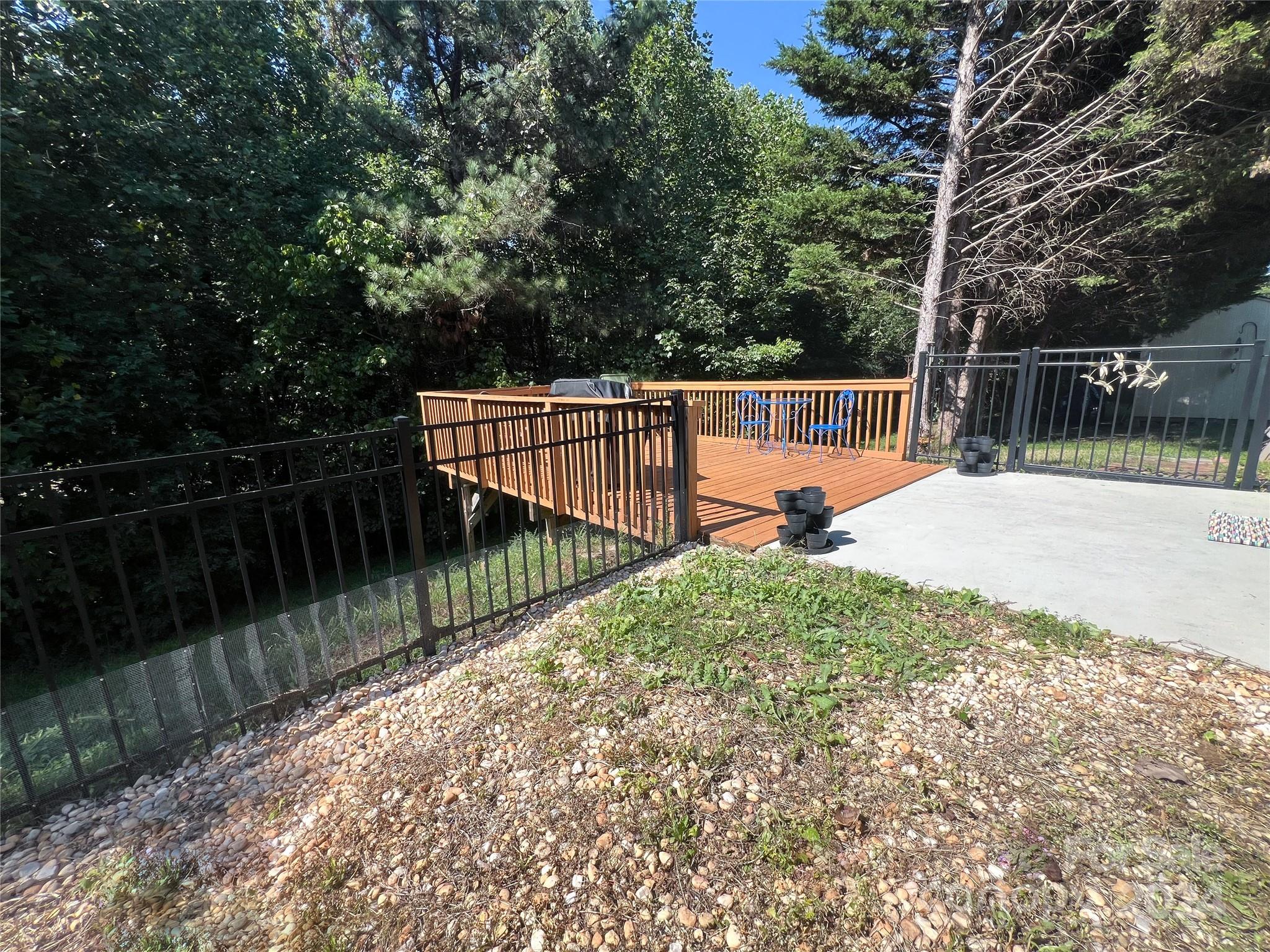 128 Gilcrest Lane