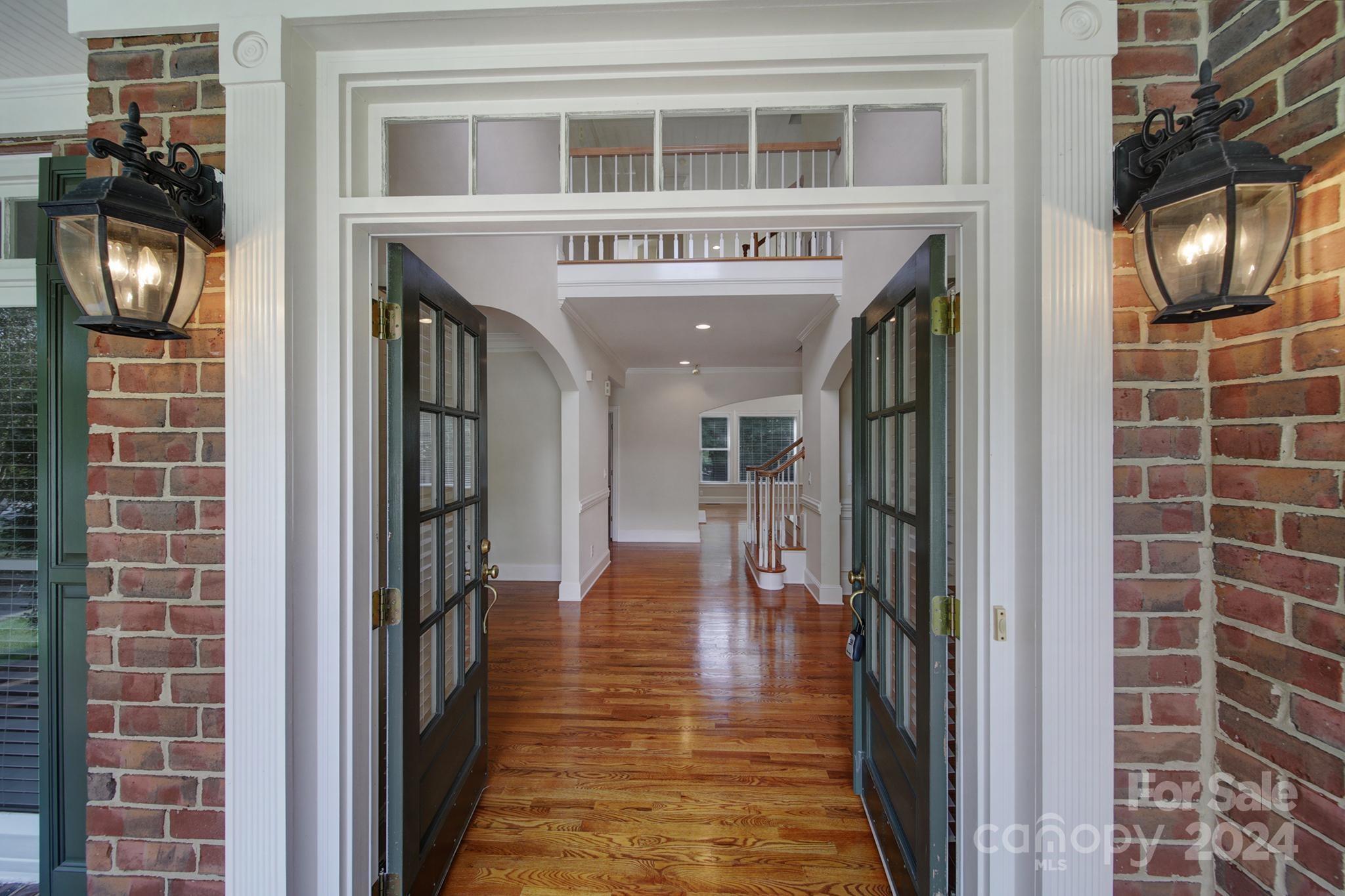 7813 Stonehaven Drive