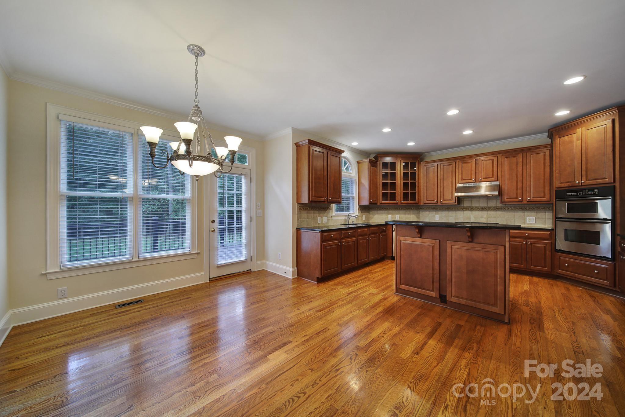 7813 Stonehaven Drive