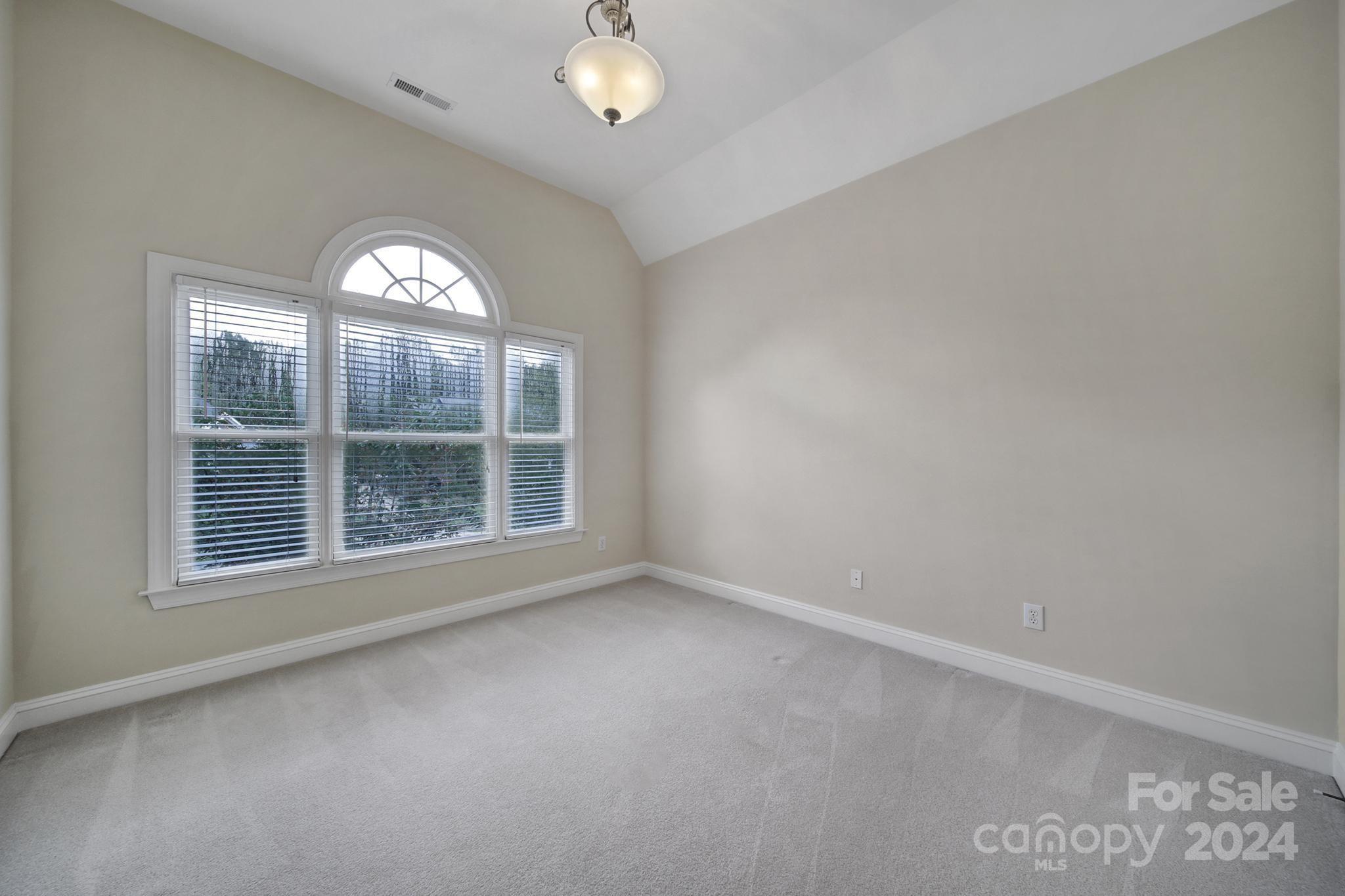 7813 Stonehaven Drive