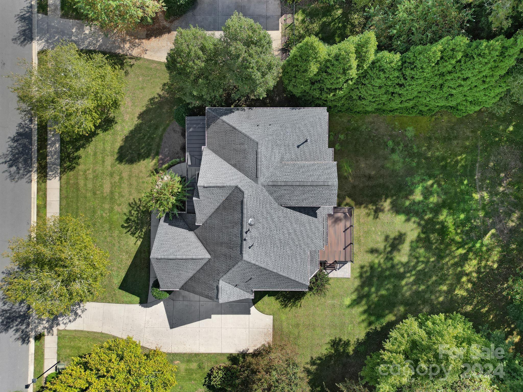 7813 Stonehaven Drive