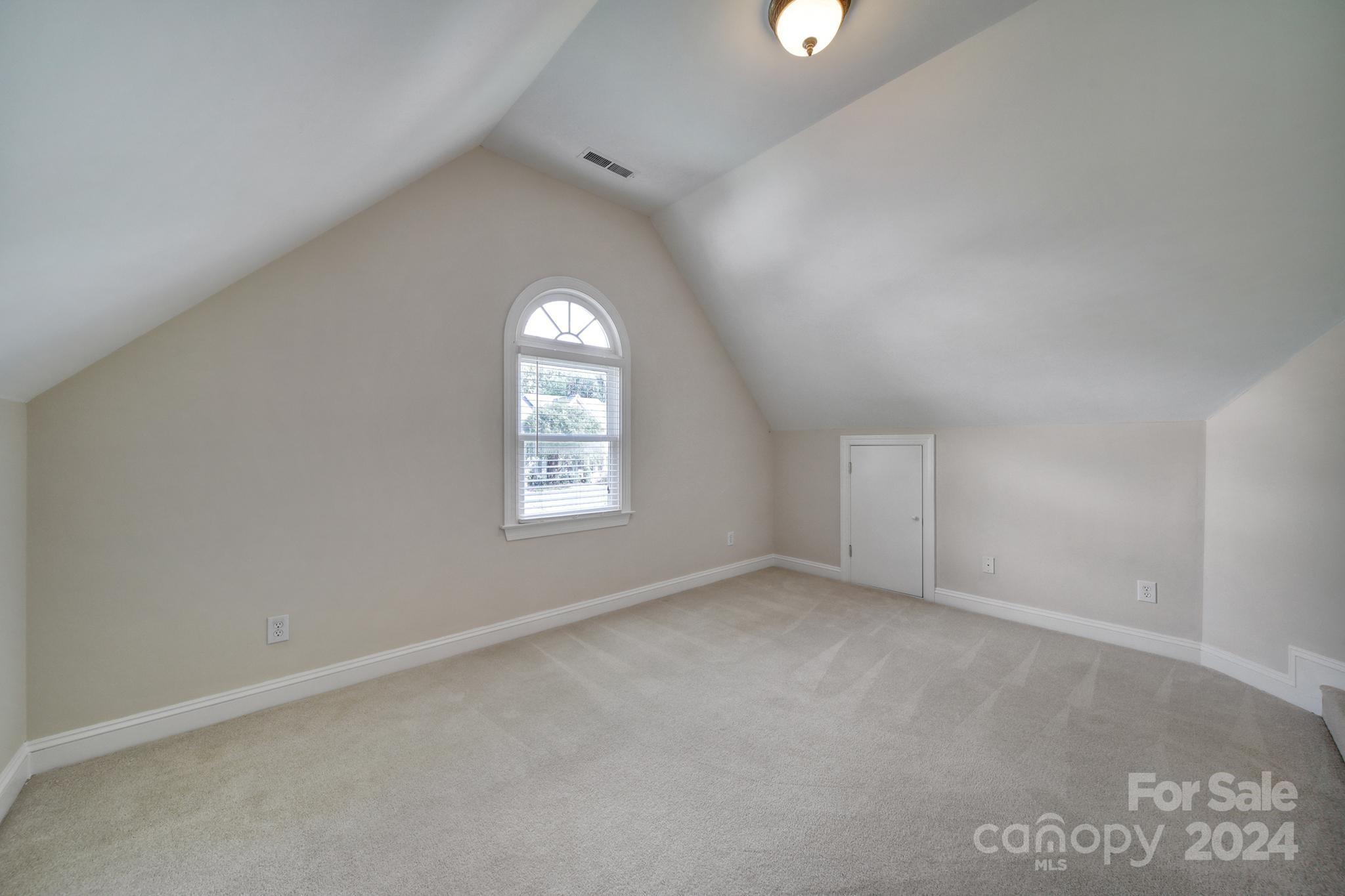 7813 Stonehaven Drive