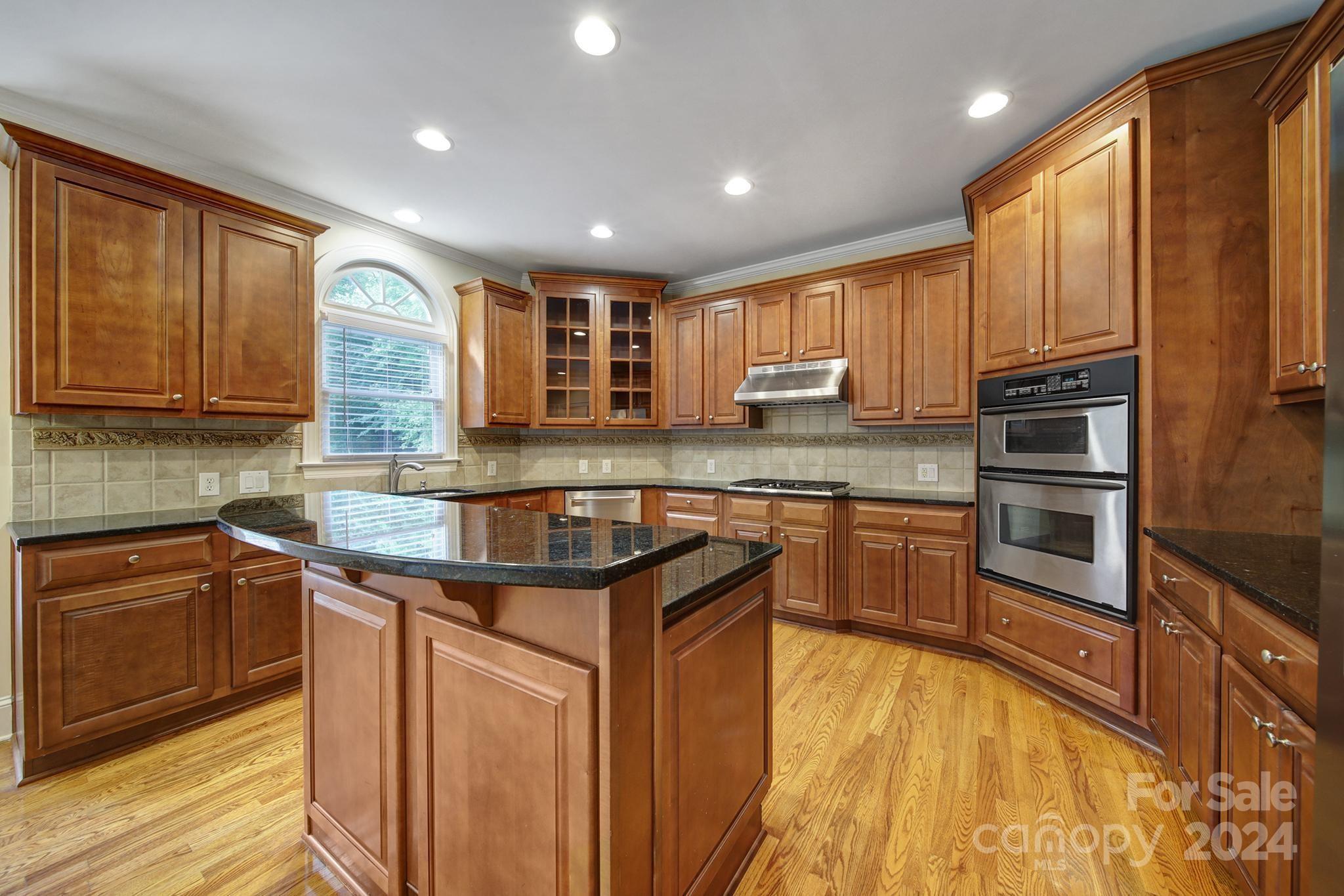 7813 Stonehaven Drive