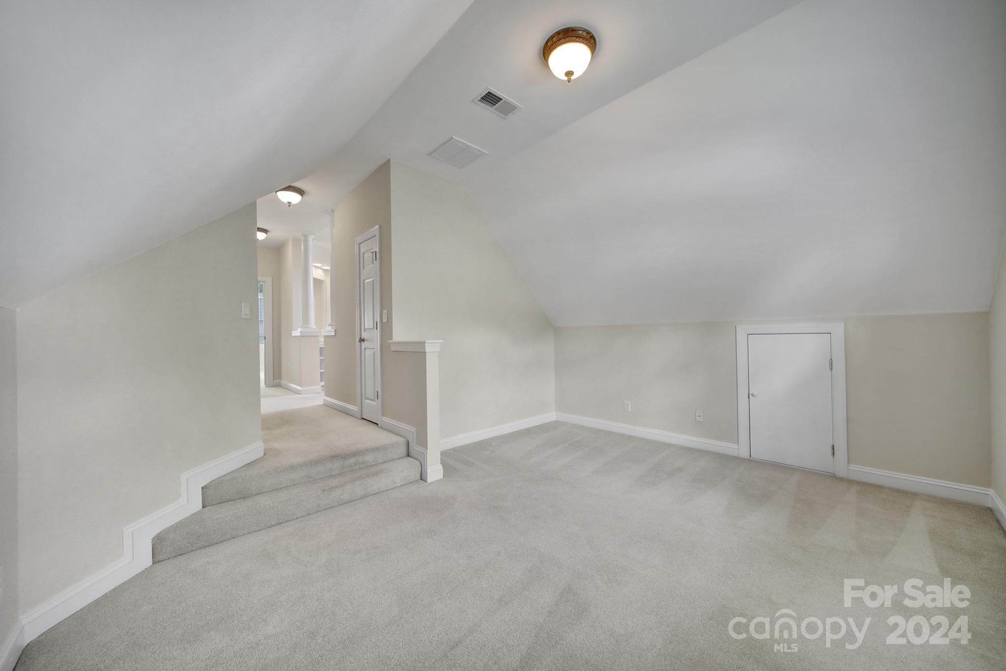 7813 Stonehaven Drive