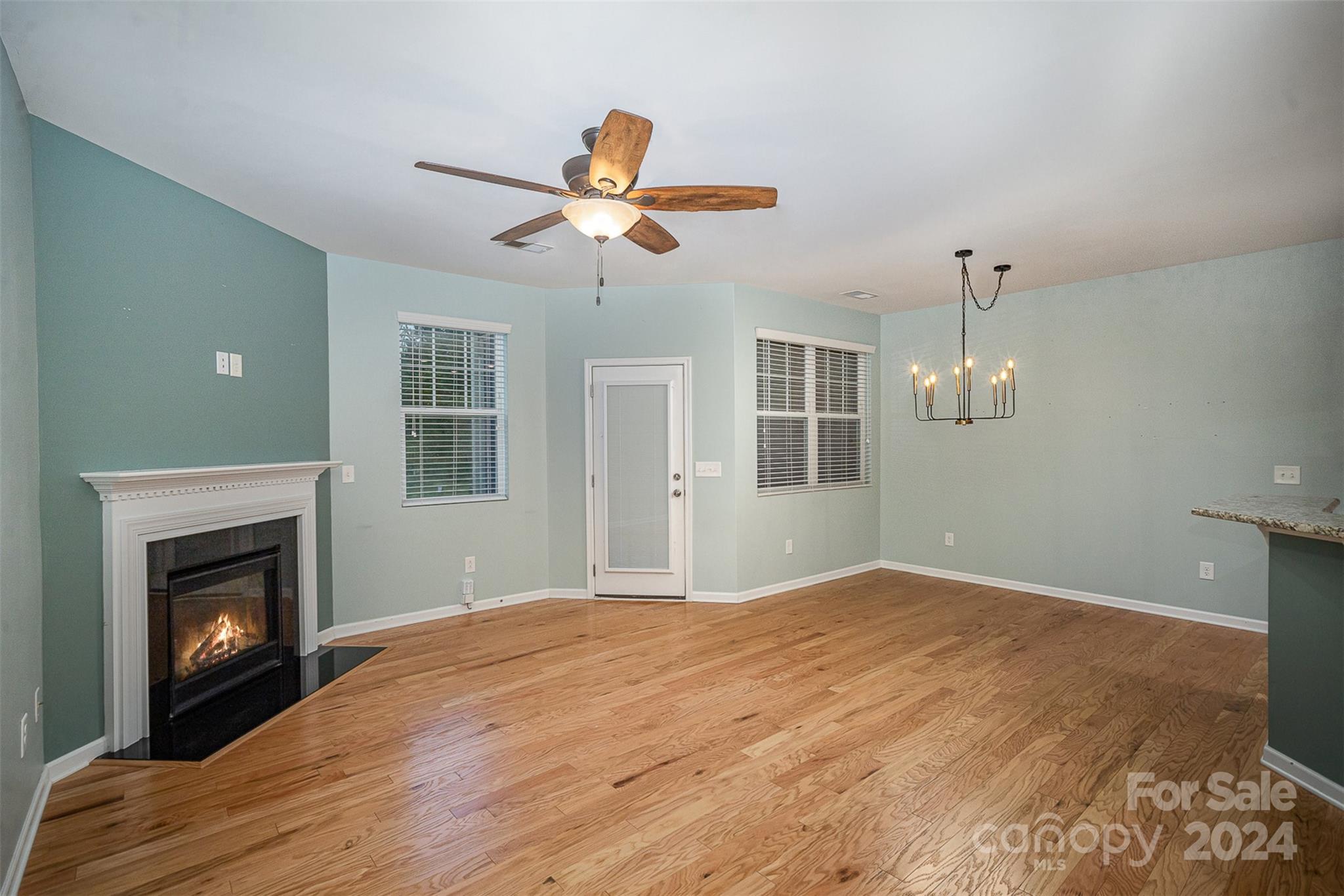 2716 Sawbridge Lane