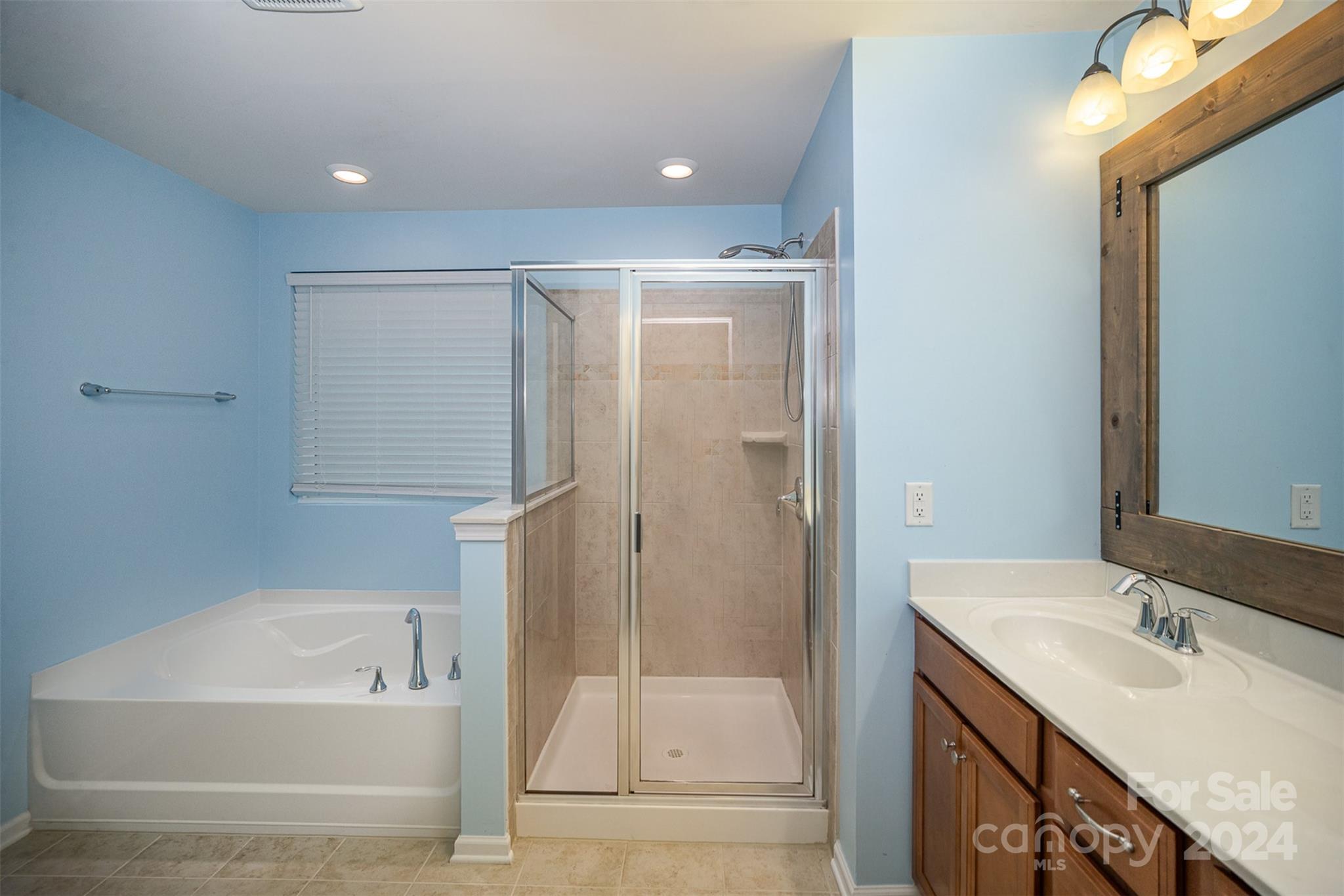 2716 Sawbridge Lane