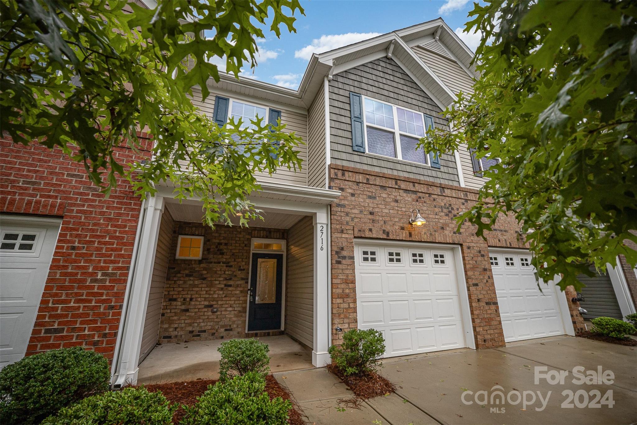 2716 Sawbridge Lane