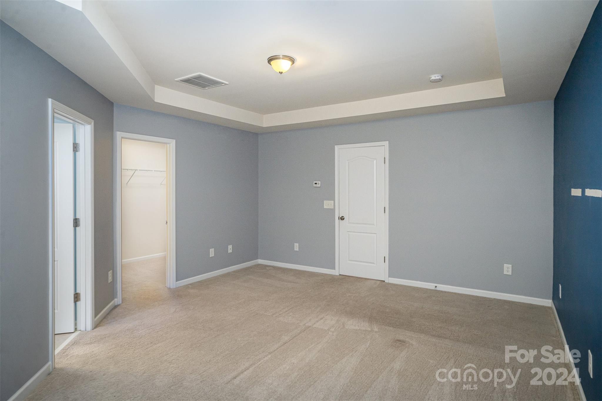 2716 Sawbridge Lane