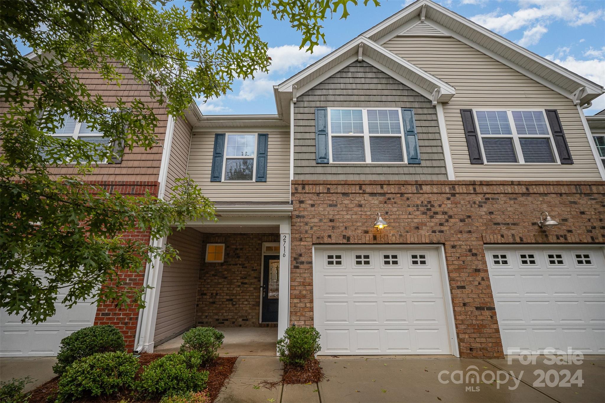 2716 Sawbridge Lane