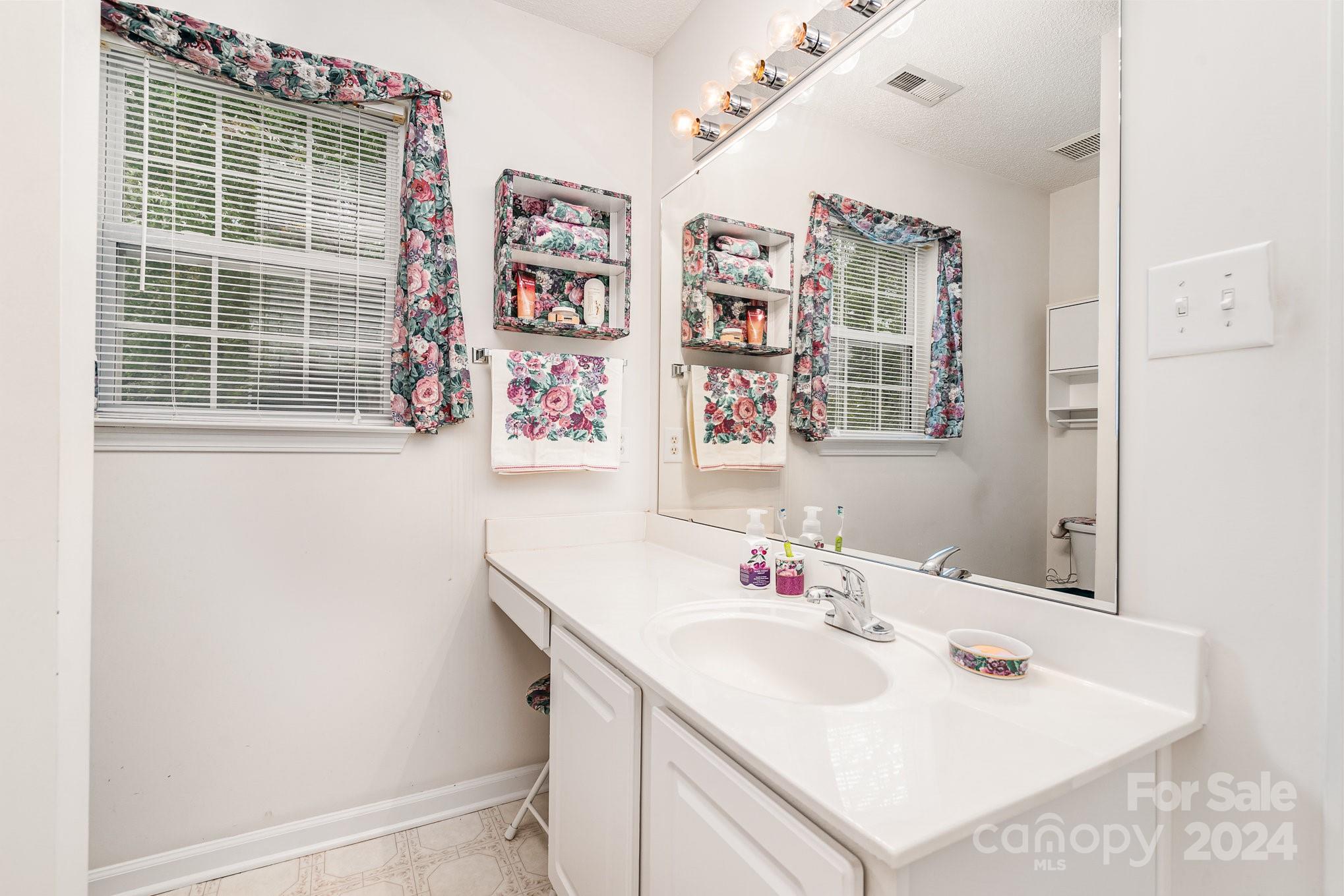 1710 Colin Creek Lane