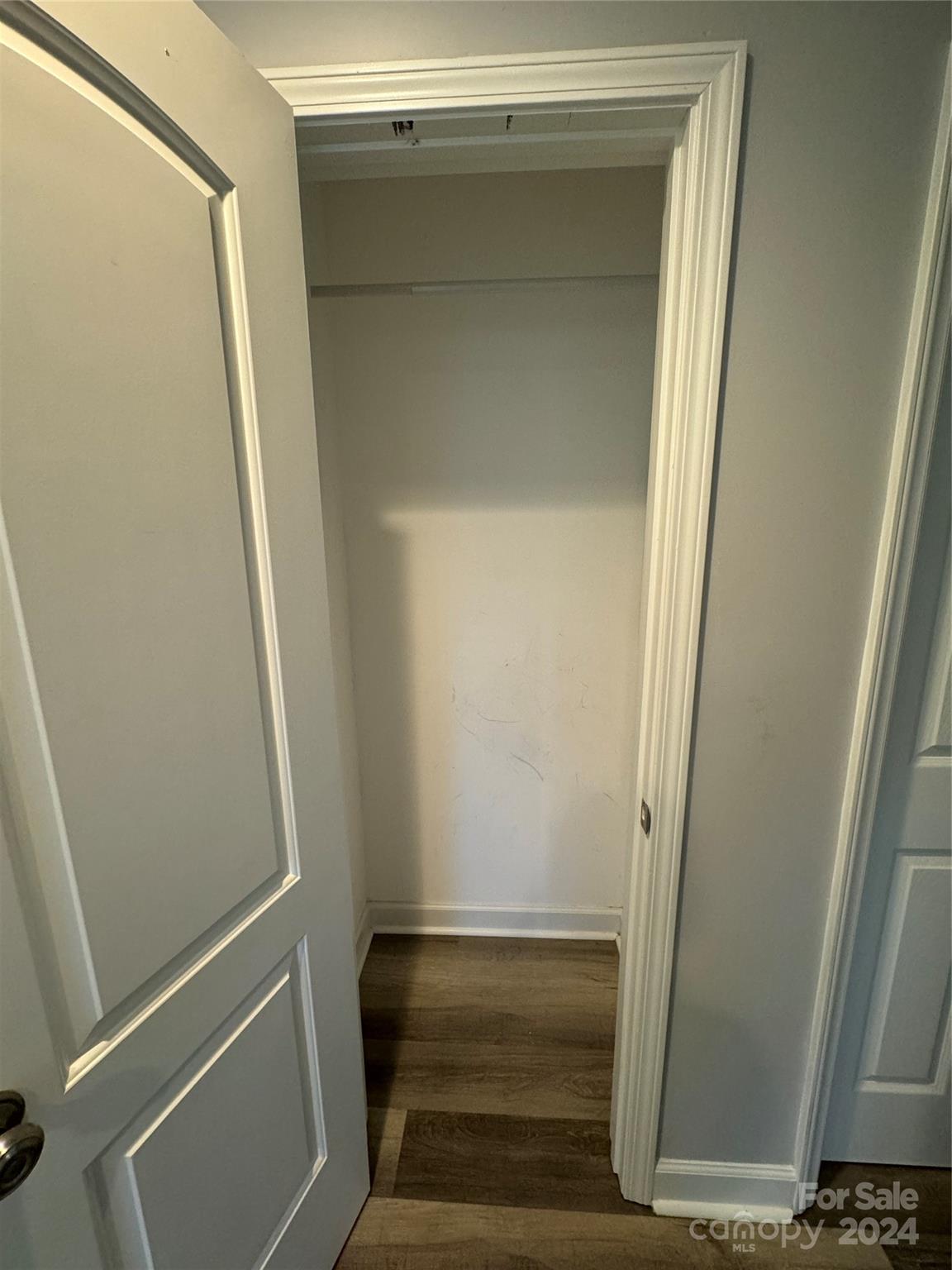 103 Ace Avenue