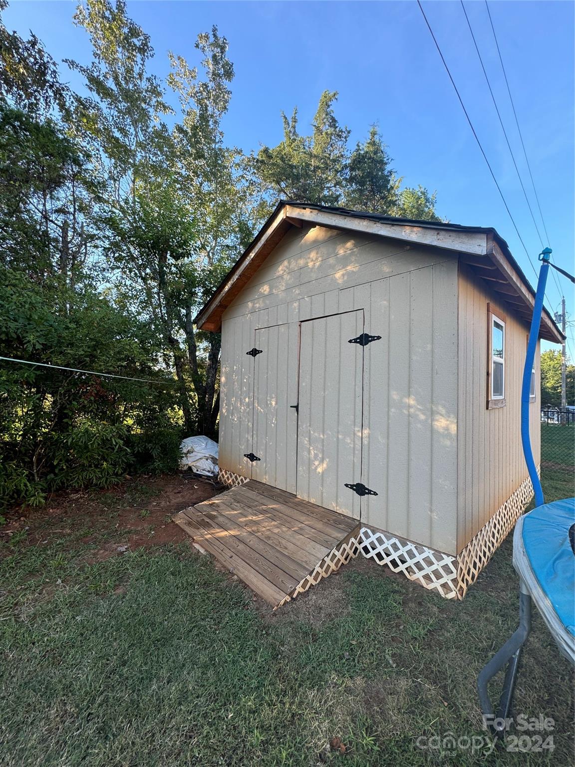 103 Ace Avenue