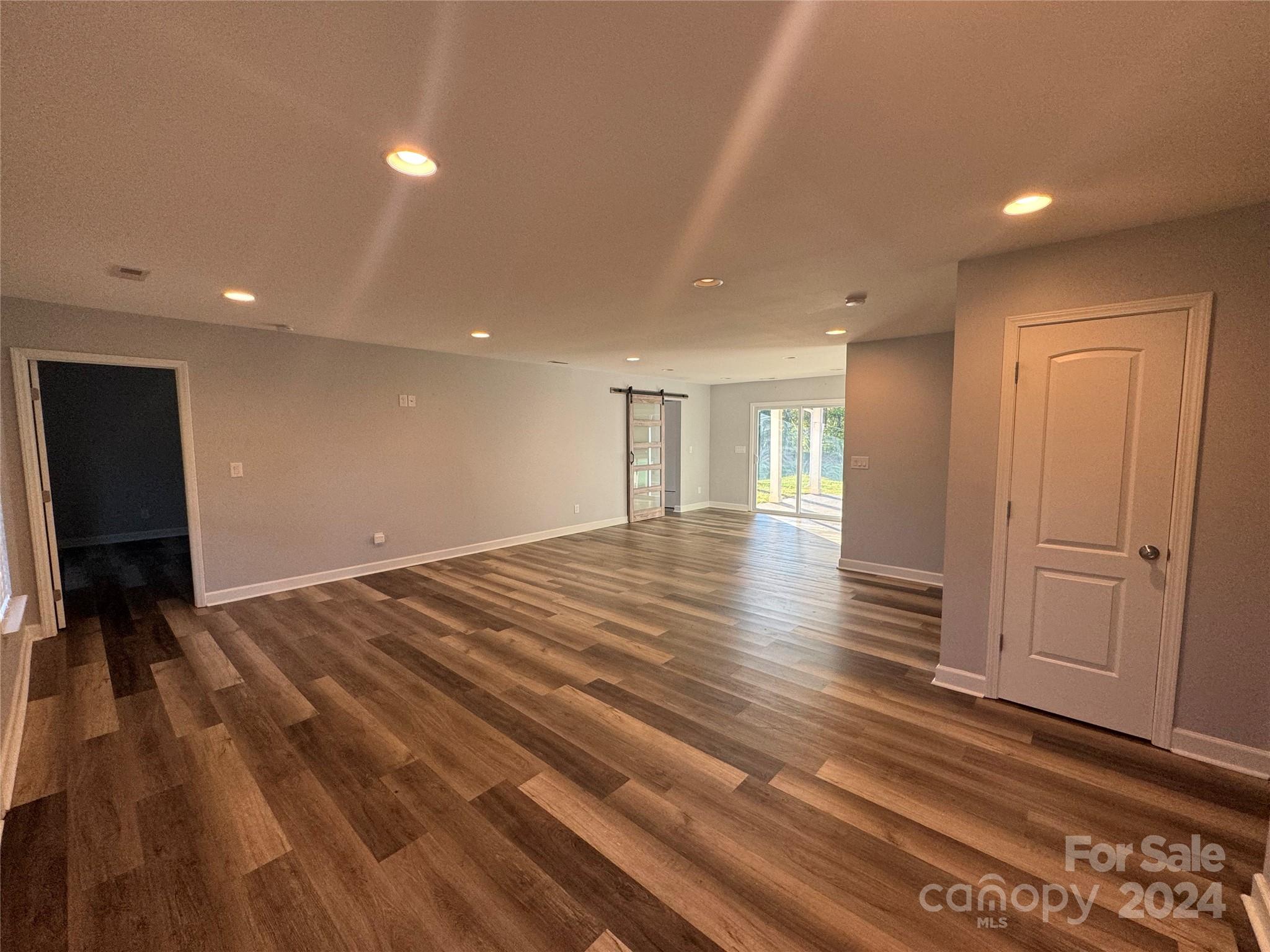 103 Ace Avenue