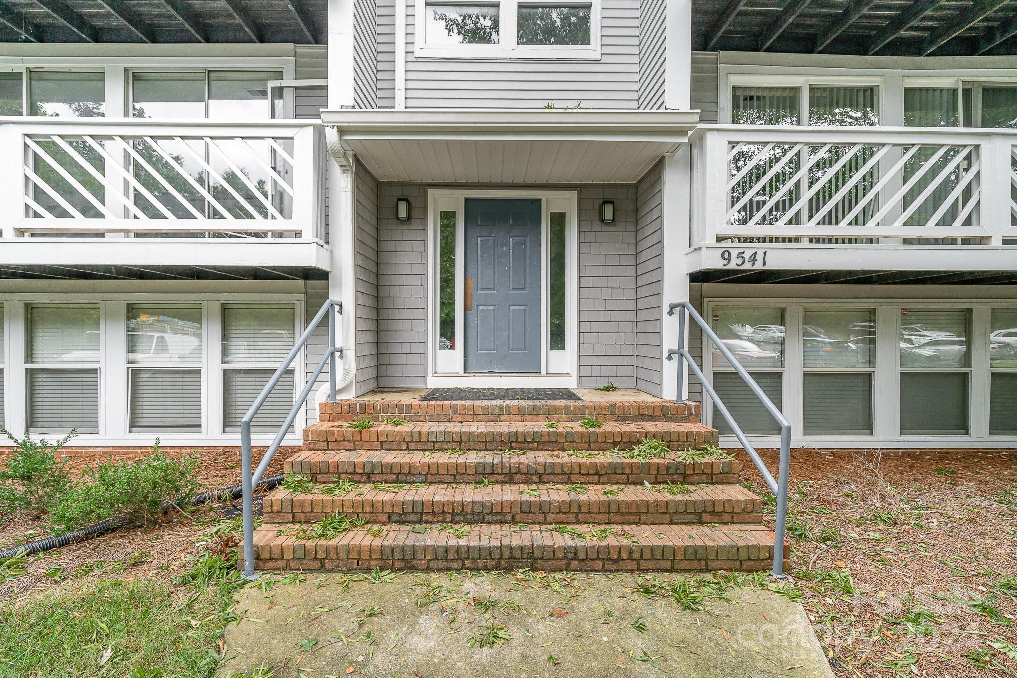 9541 Shannon Green Drive