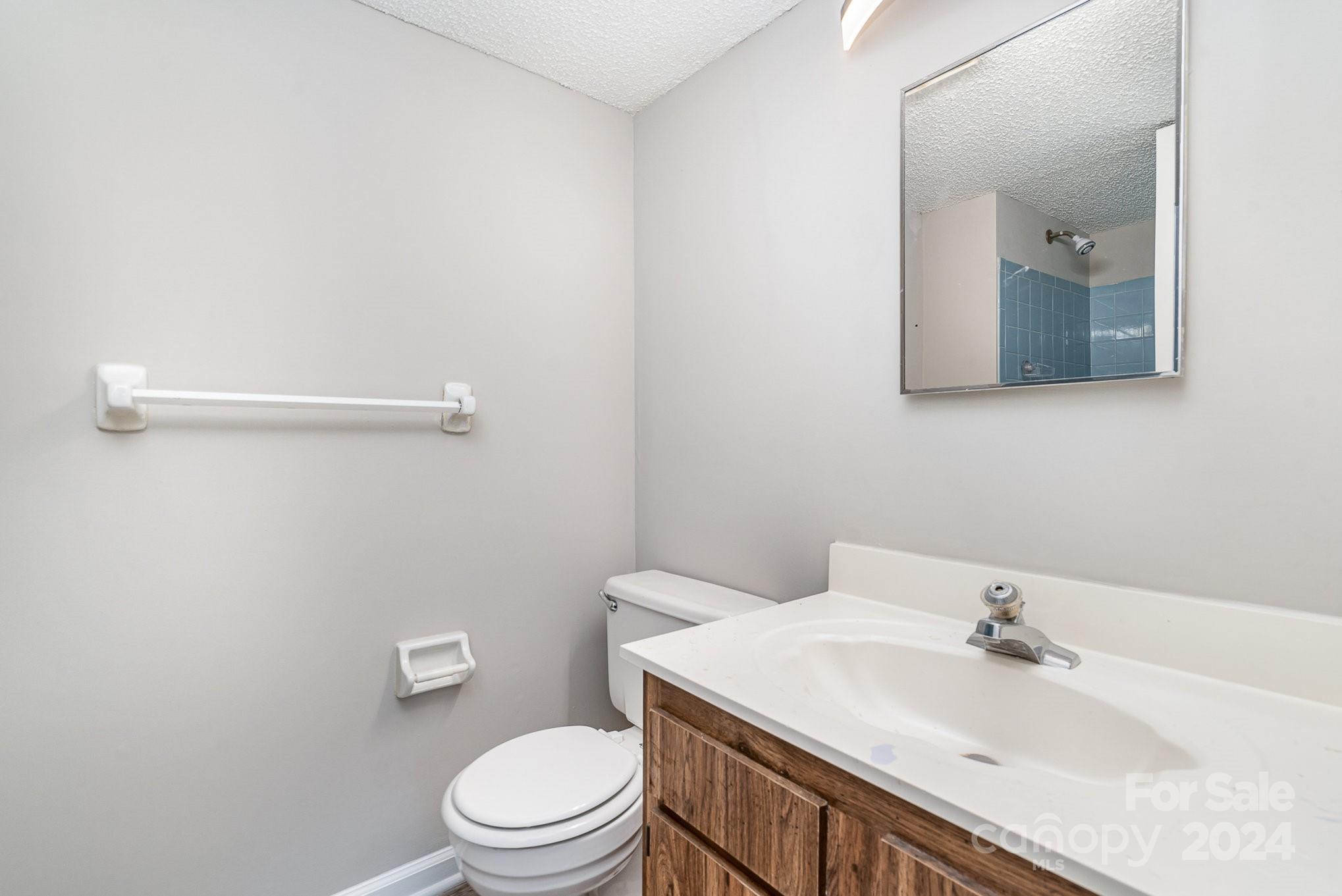 9541 Shannon Green Drive