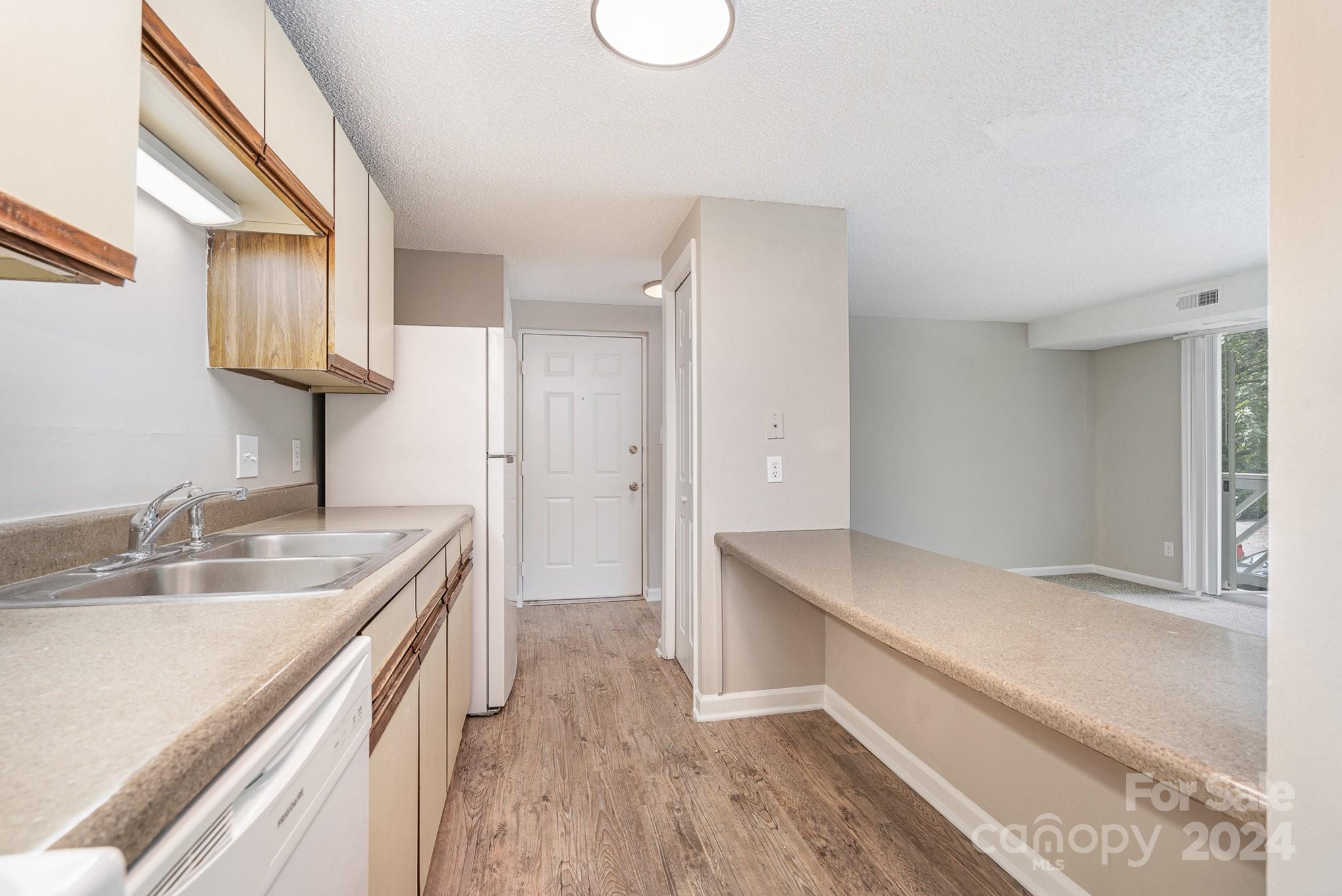 9541 Shannon Green Drive