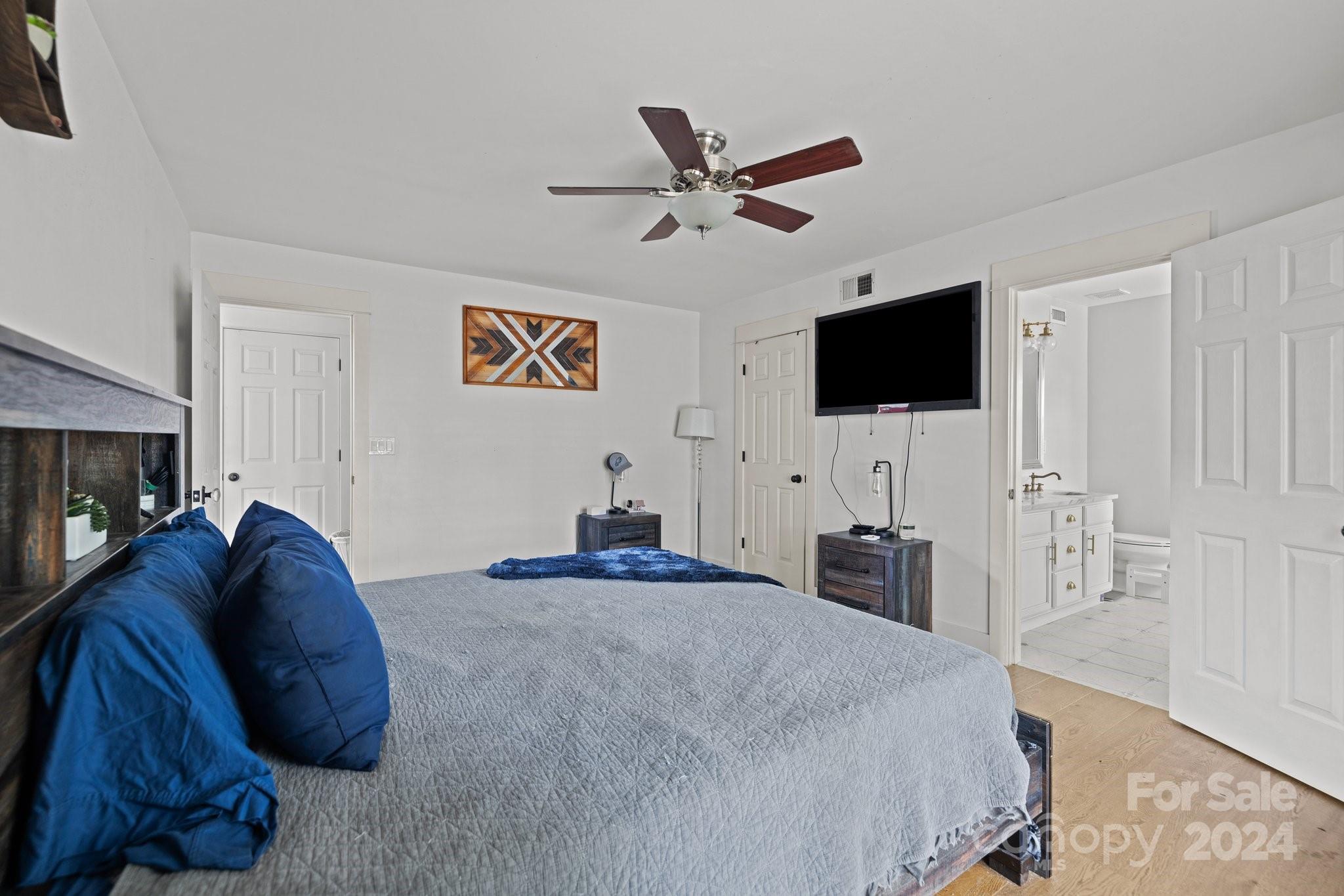3236 Rheinwood Court