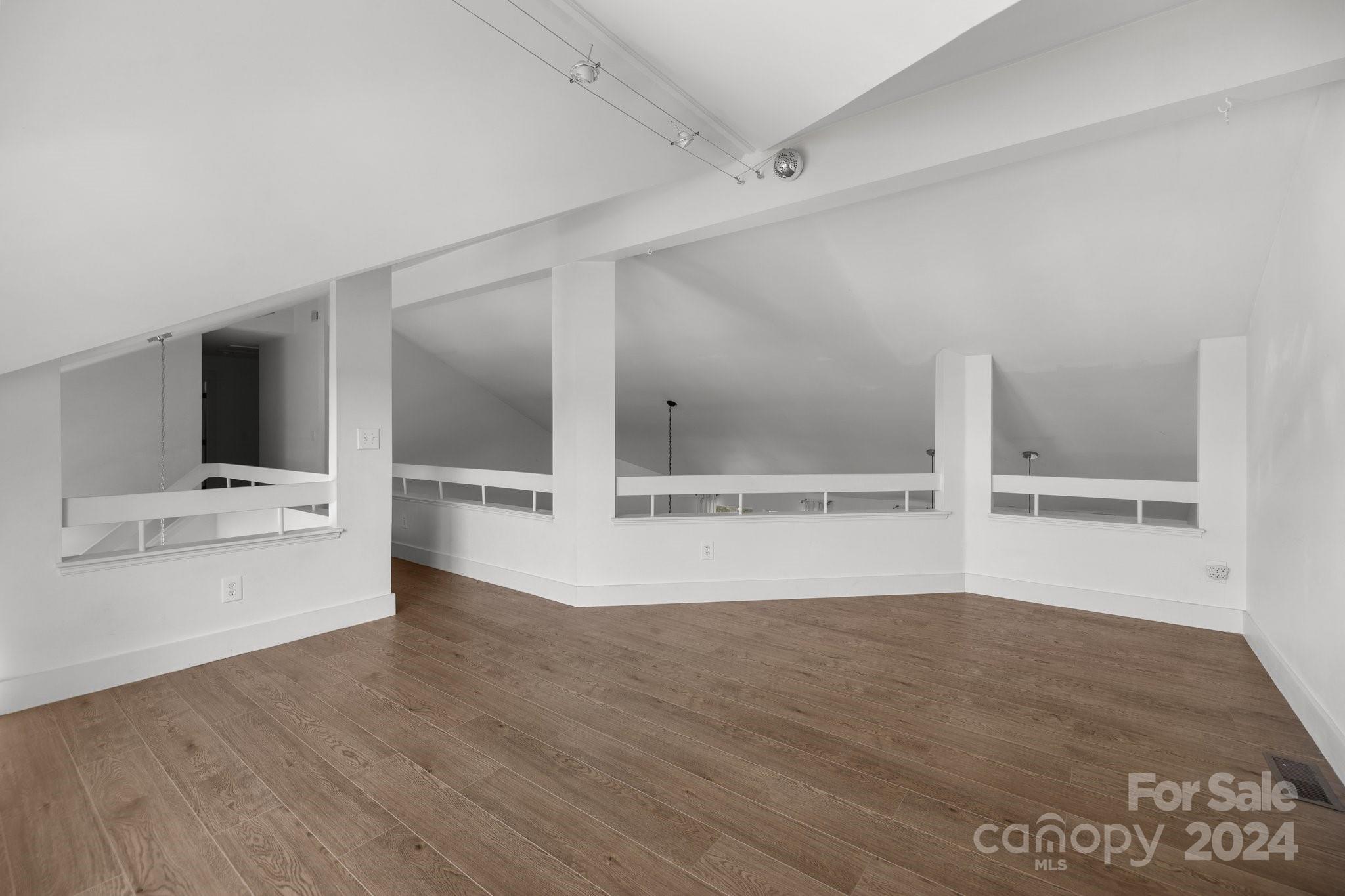 3236 Rheinwood Court