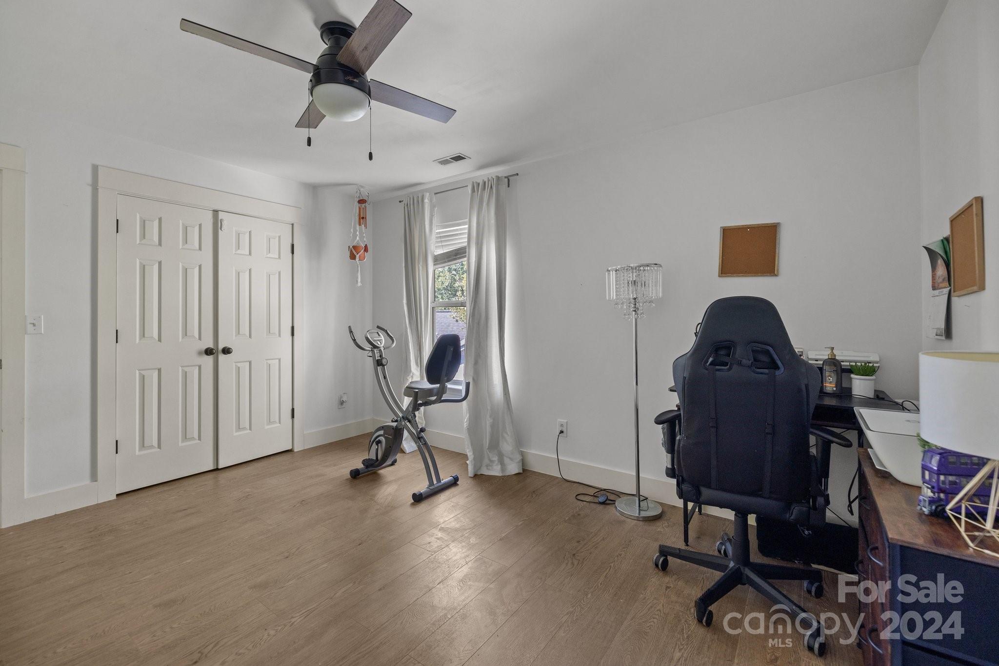 3236 Rheinwood Court