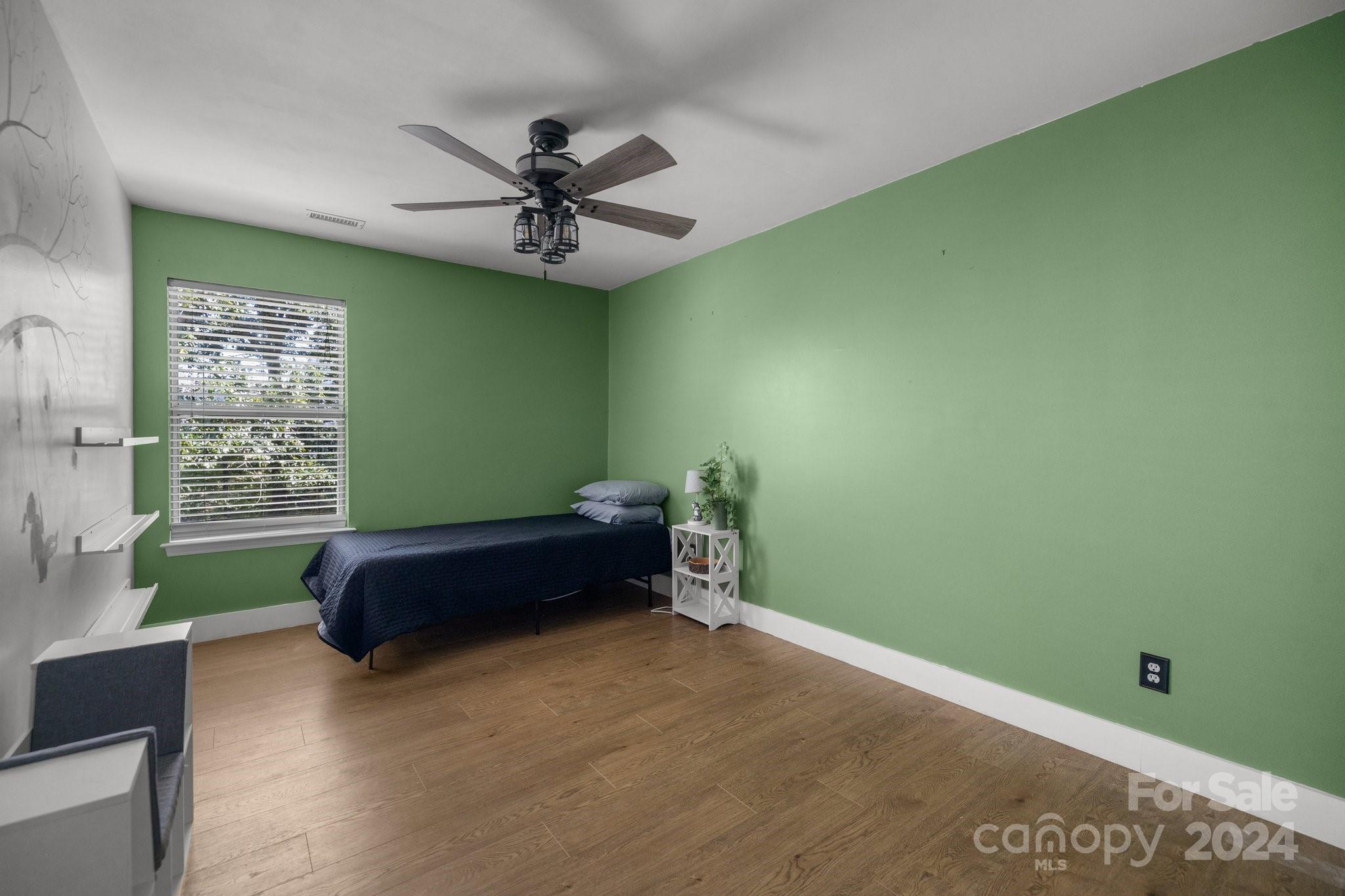 3236 Rheinwood Court