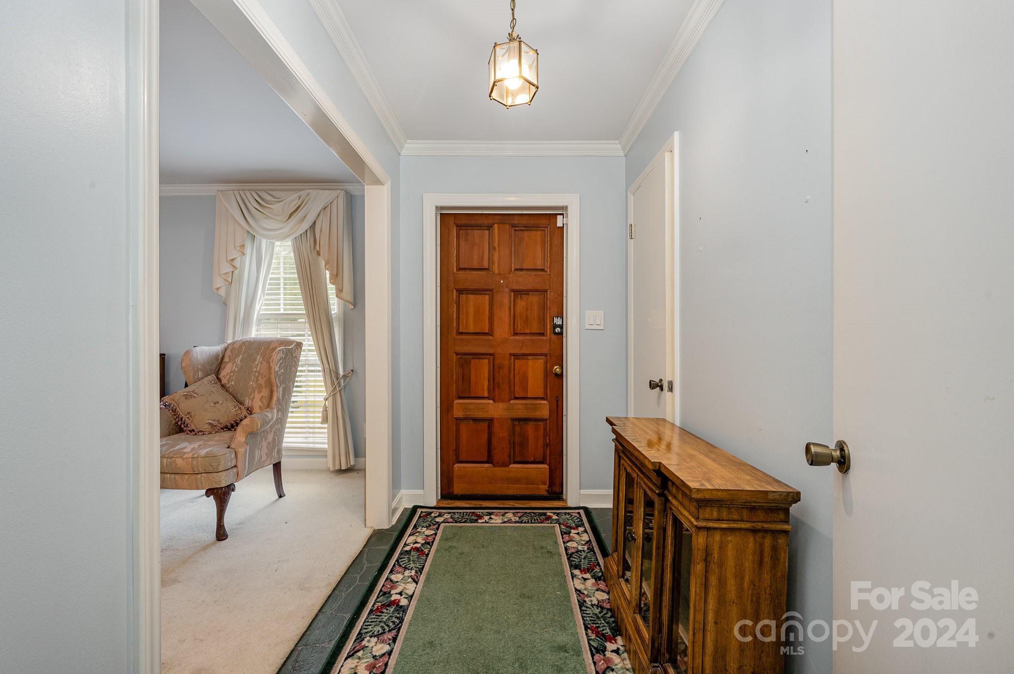 6121 Lake Forest Road E