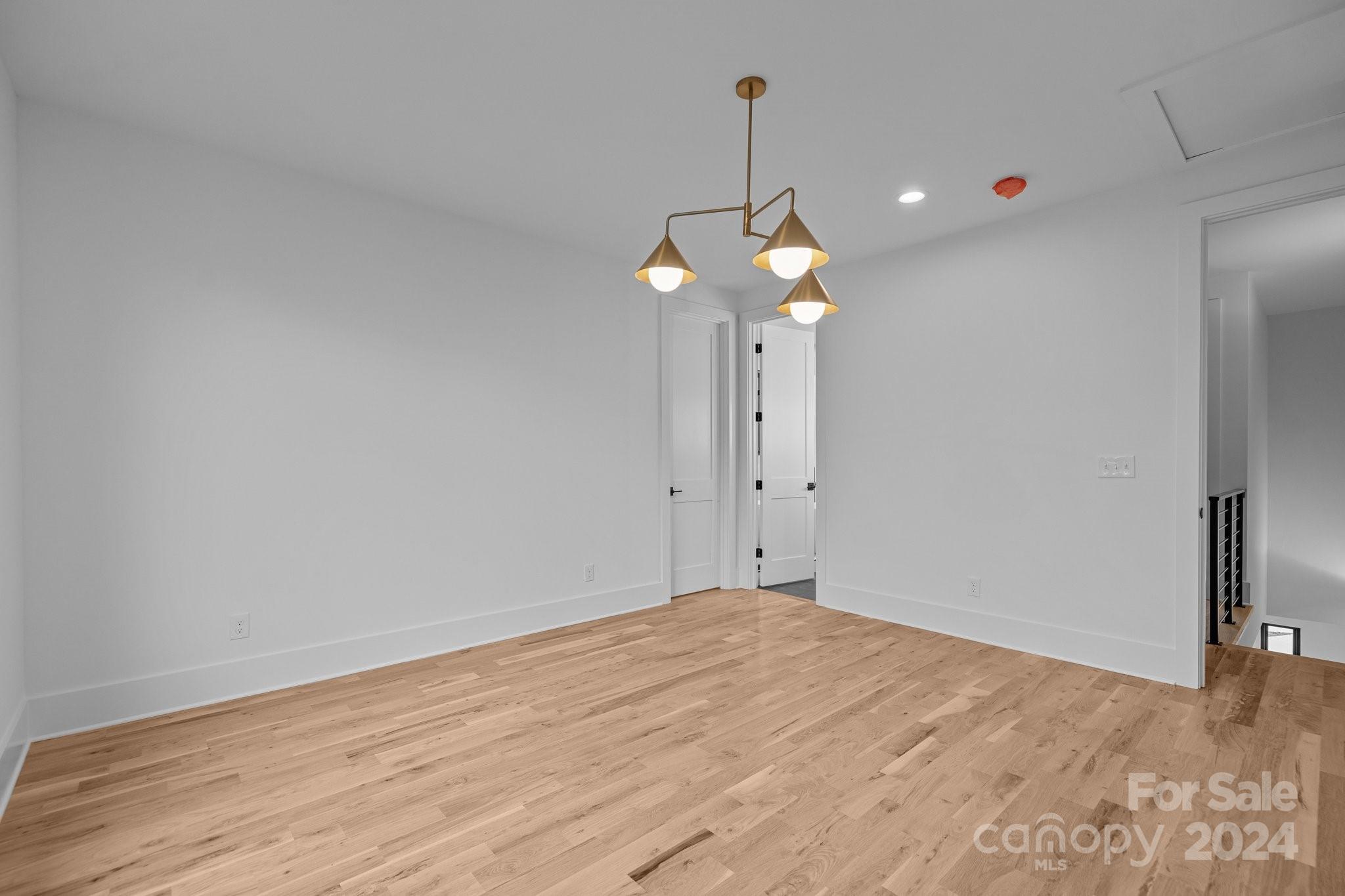 1606 B Julia Maulden Place