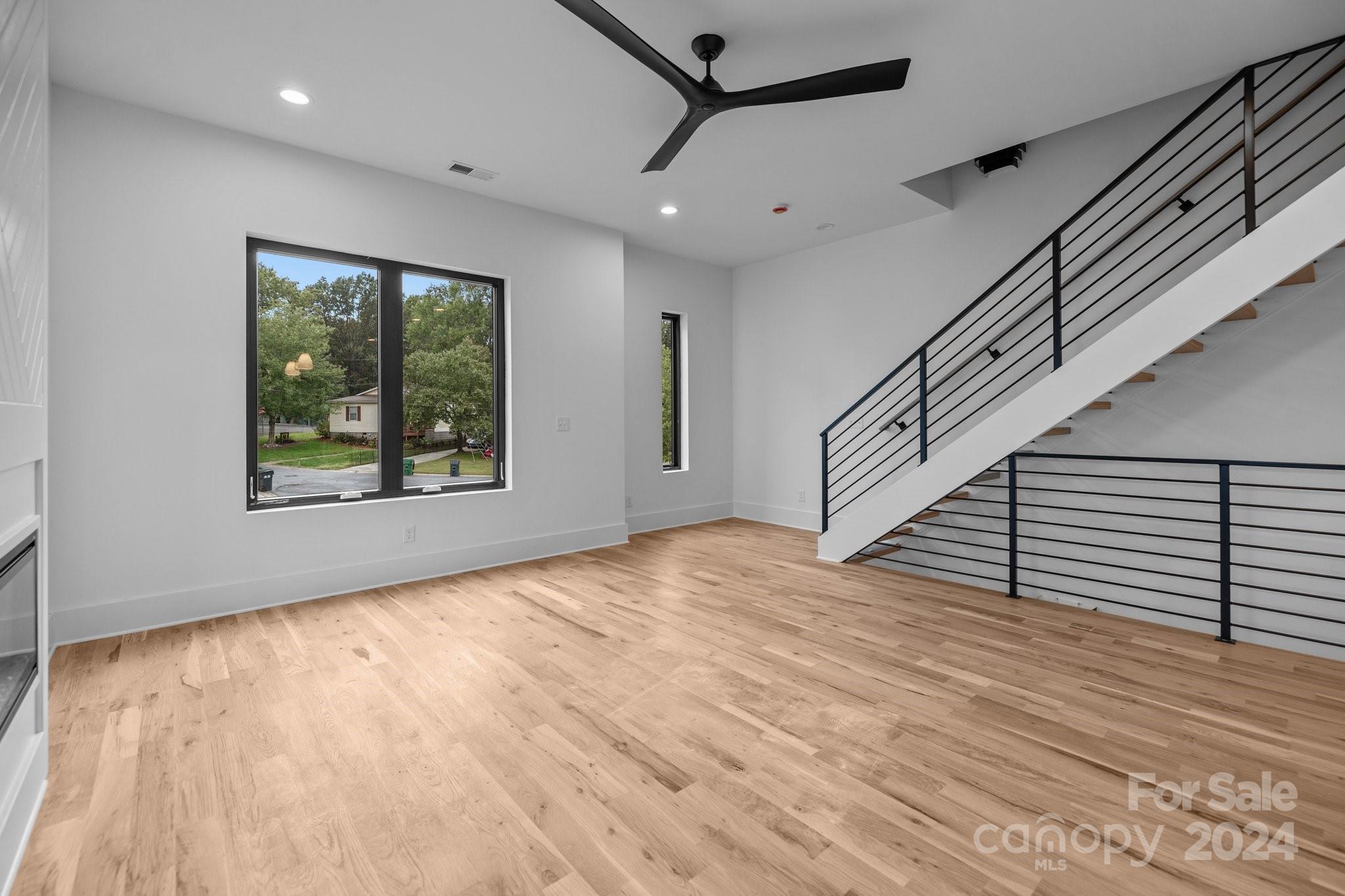 1606 B Julia Maulden Place