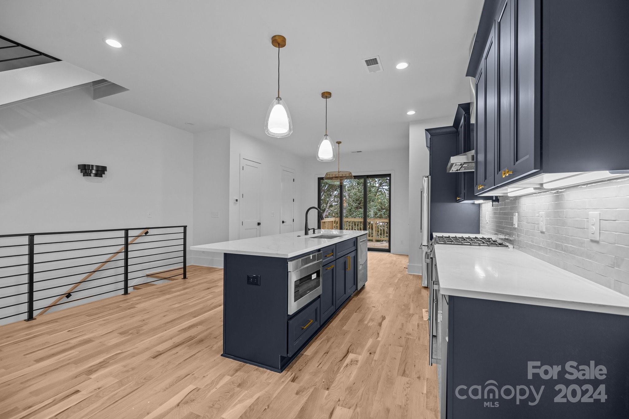 1606 B Julia Maulden Place