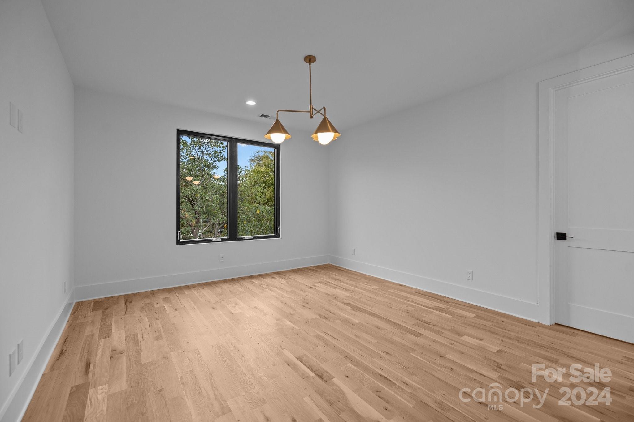 1606 B Julia Maulden Place