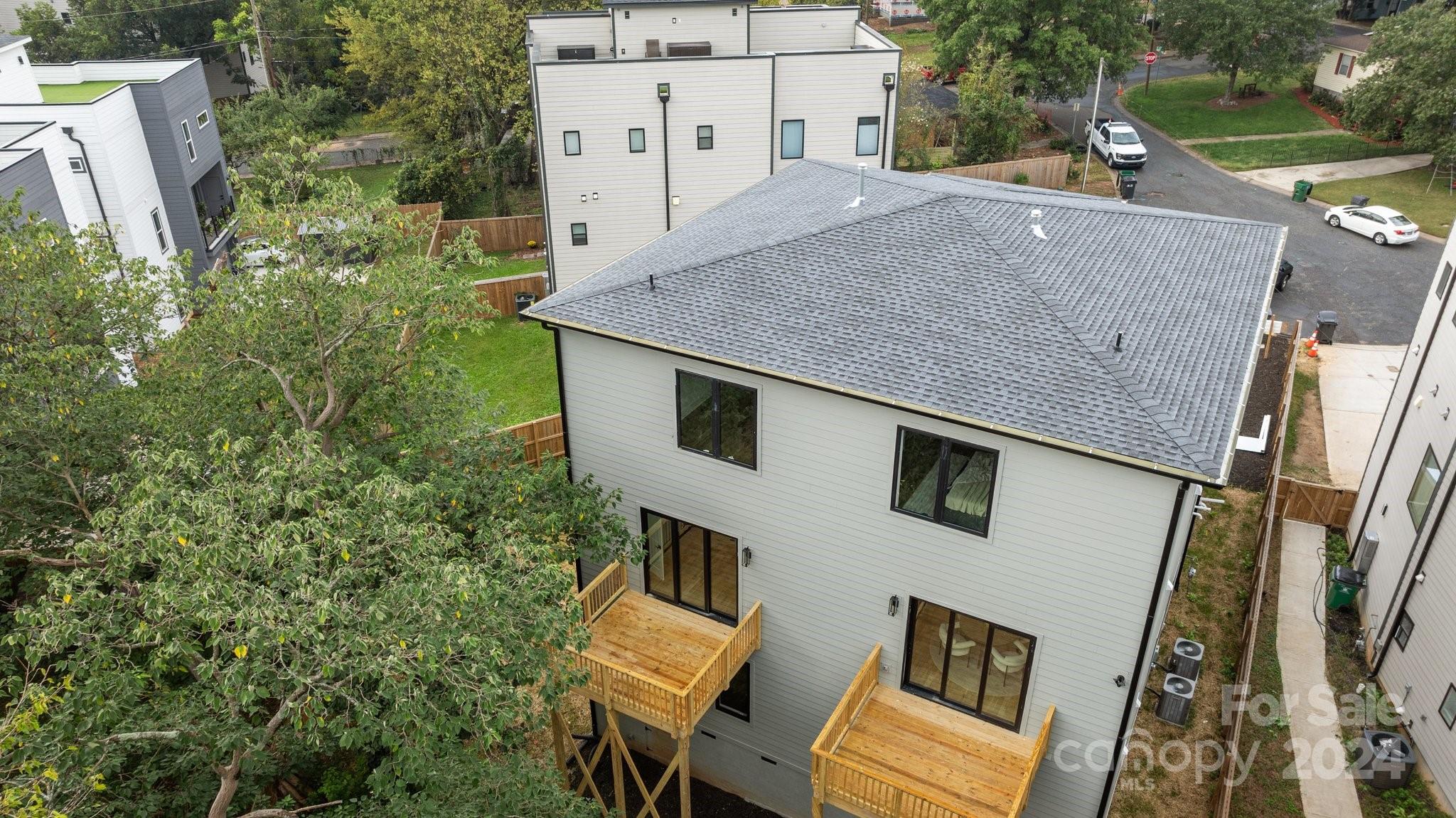 1606 B Julia Maulden Place