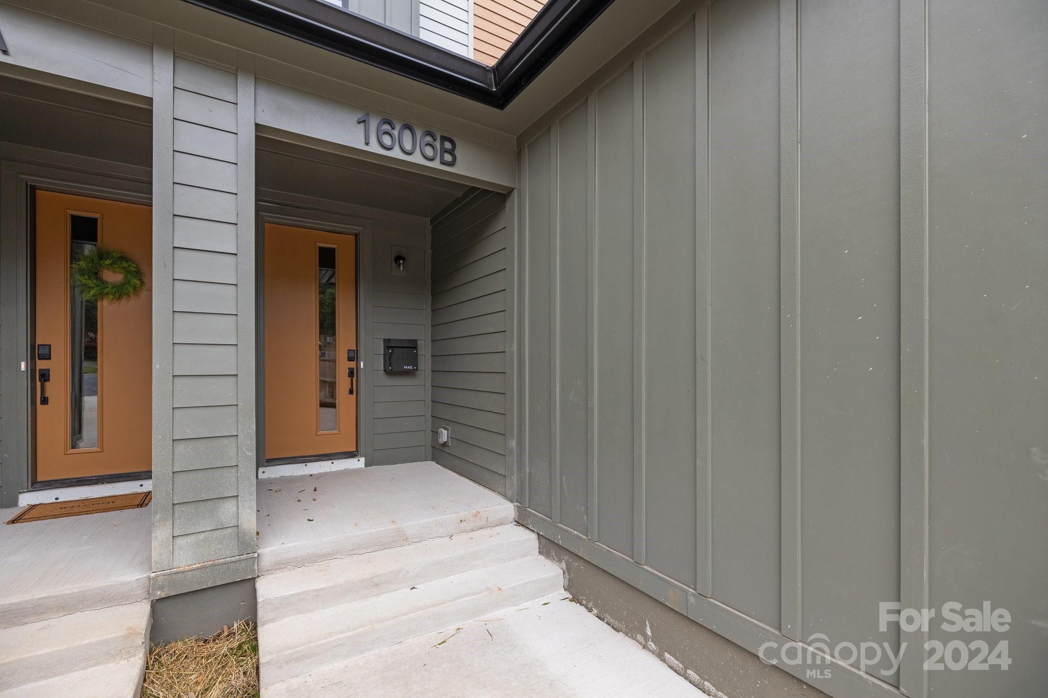 1606 B Julia Maulden Place