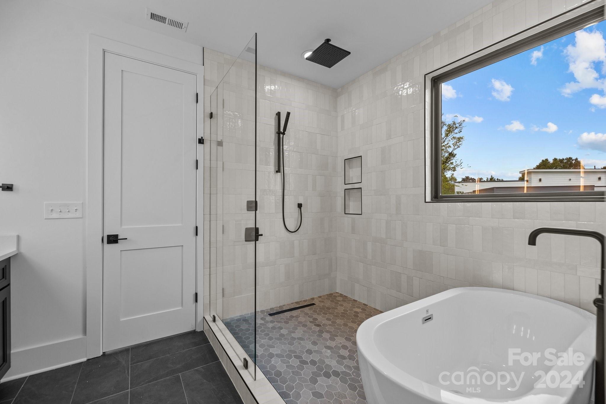 1606 B Julia Maulden Place