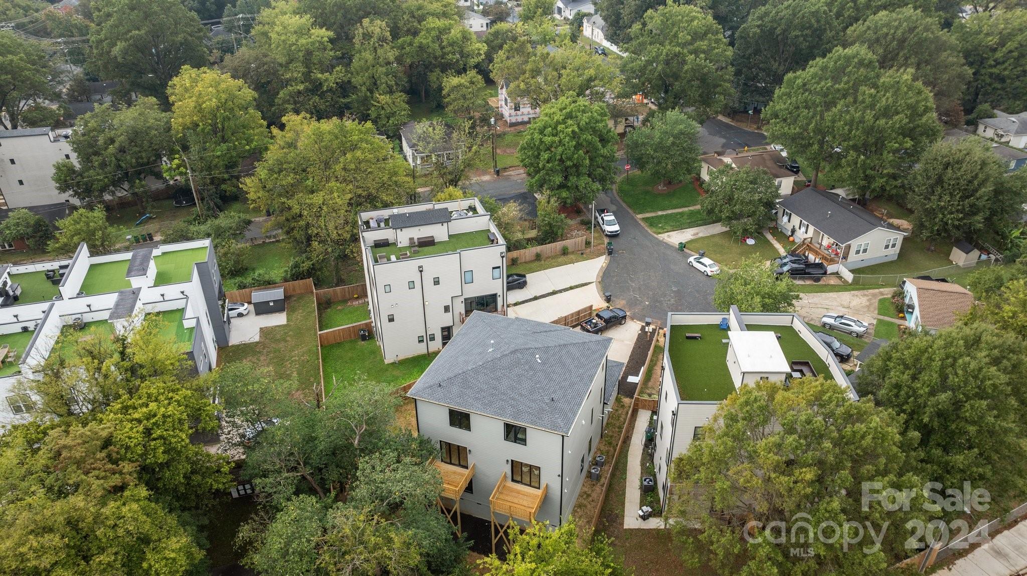 1606 B Julia Maulden Place