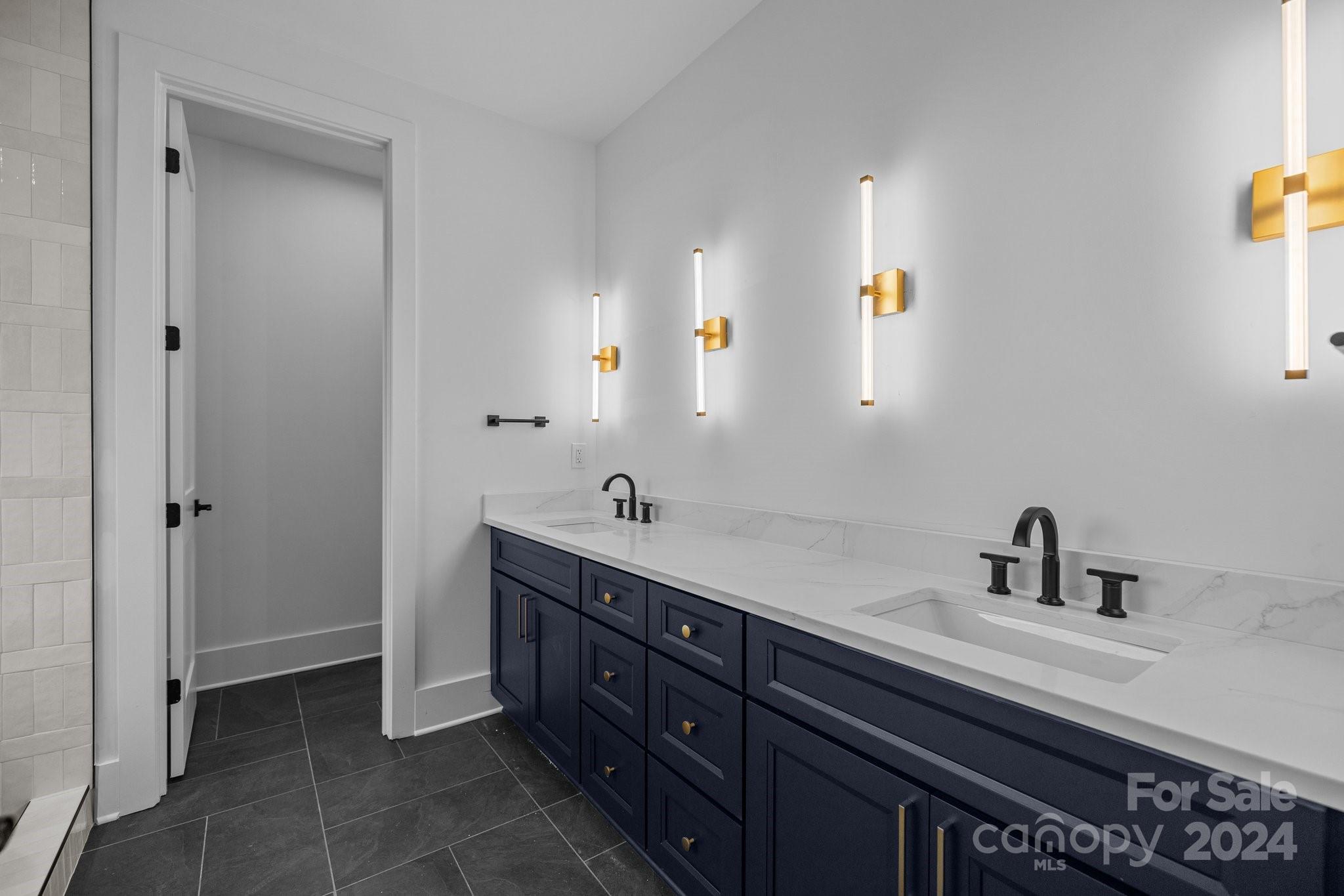 1606 B Julia Maulden Place