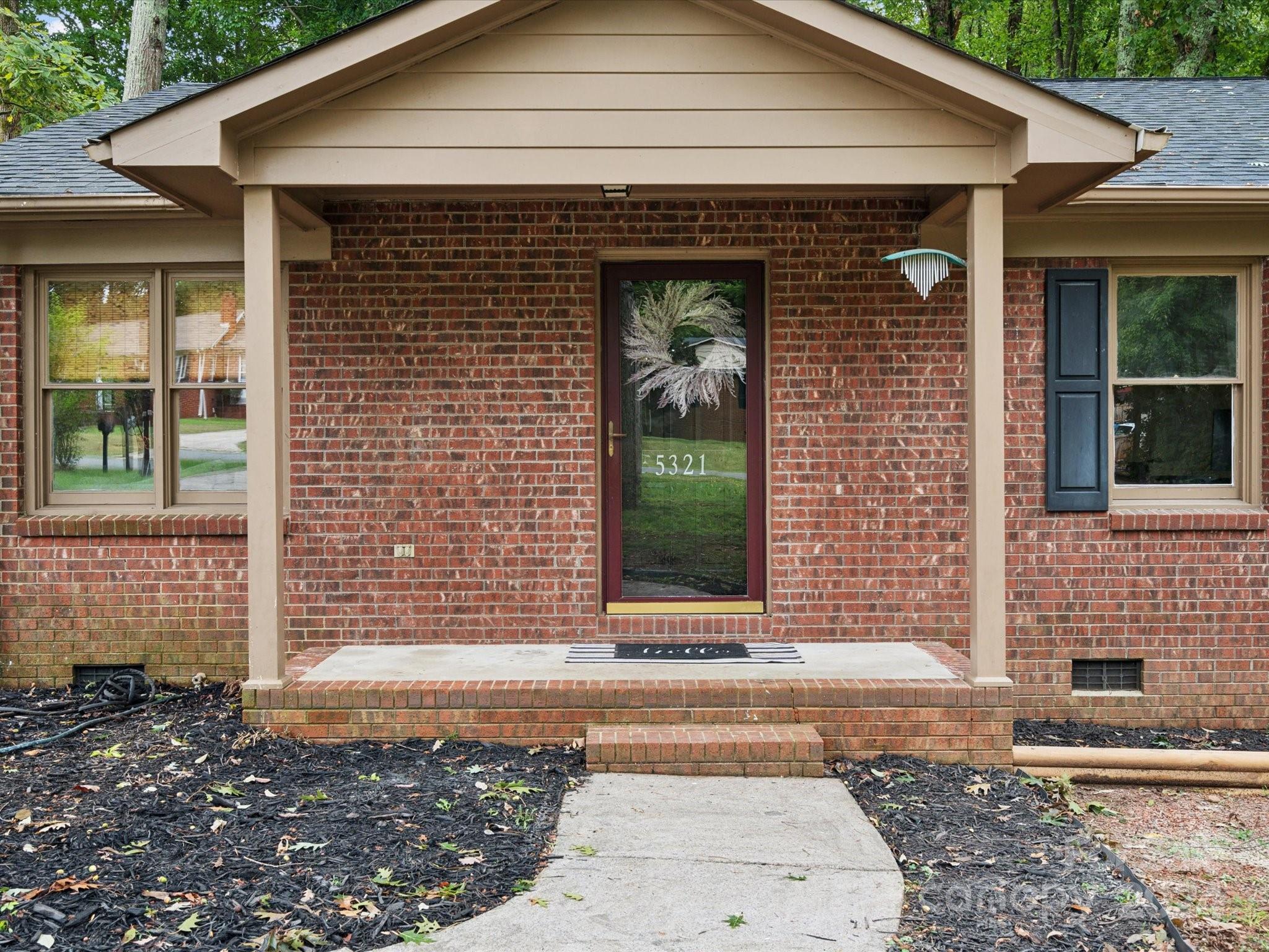 5321 Pinebrook Drive