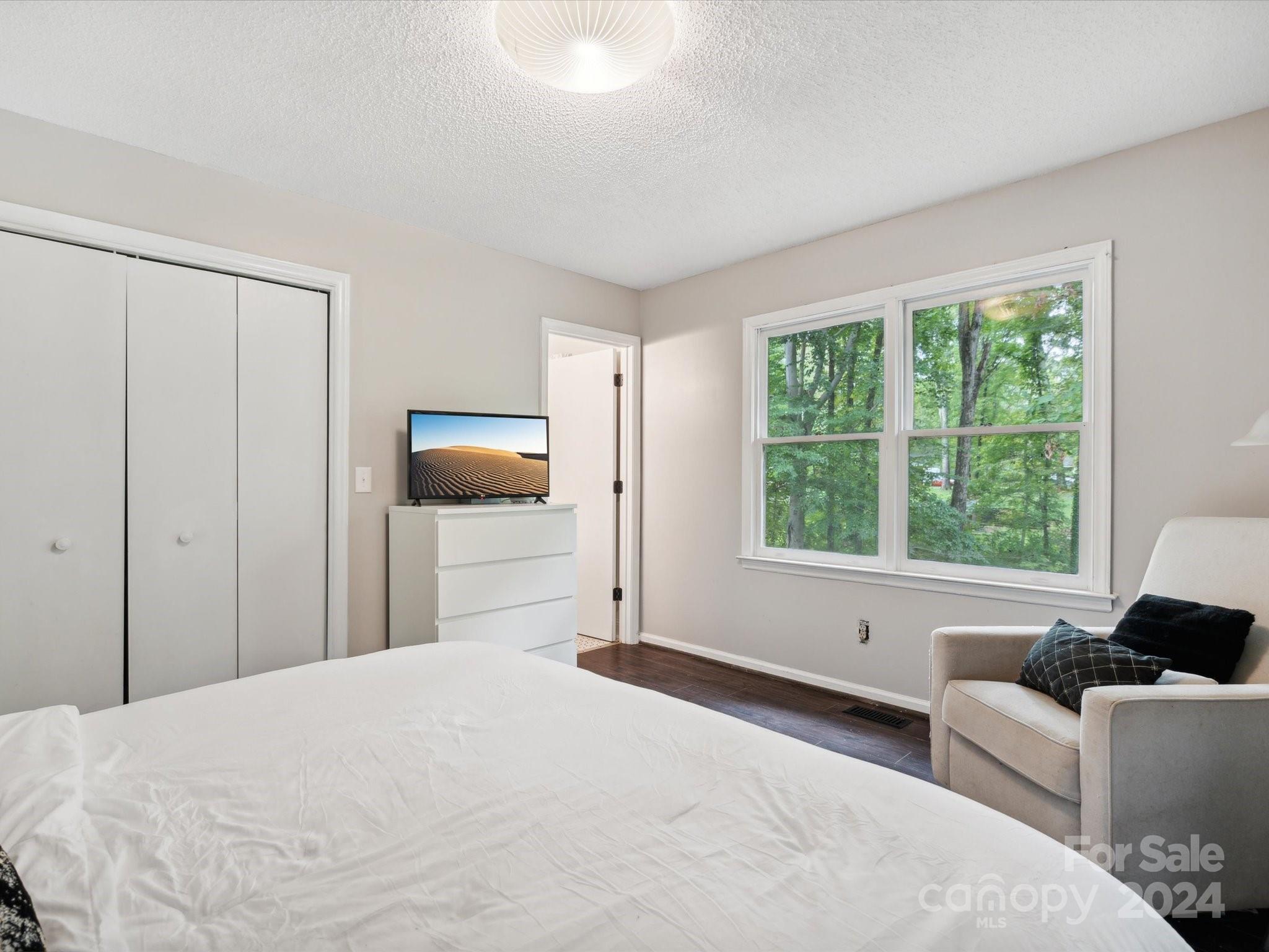 5321 Pinebrook Drive