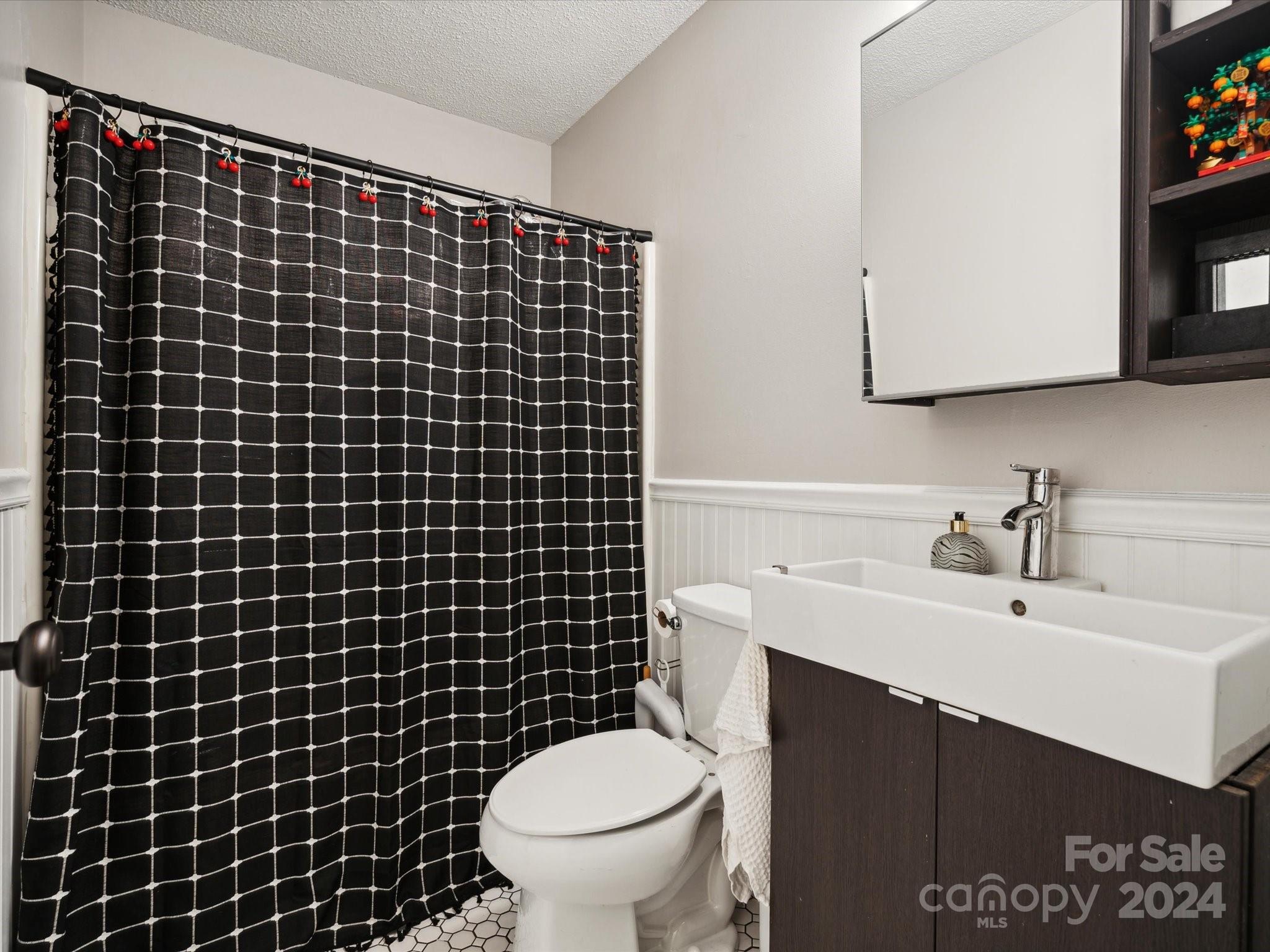 5321 Pinebrook Drive