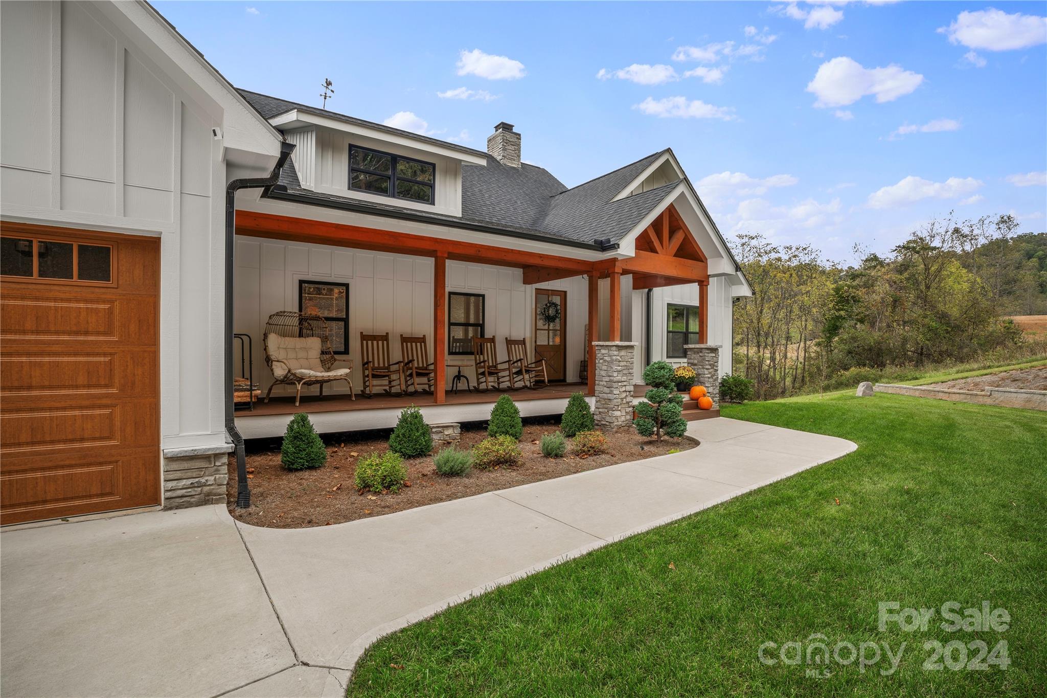 111 Oak Mountain Drive