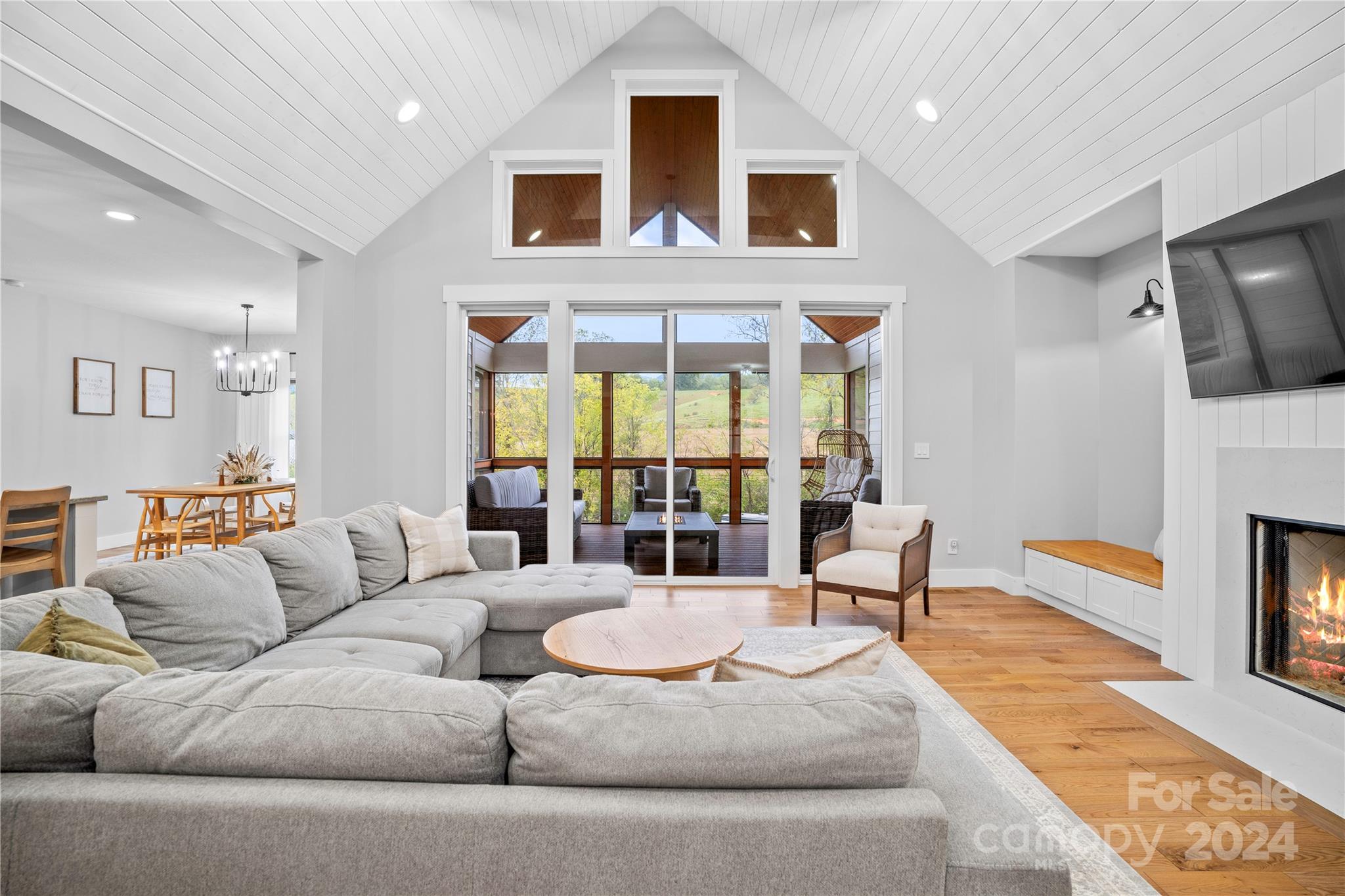 111 Oak Mountain Drive