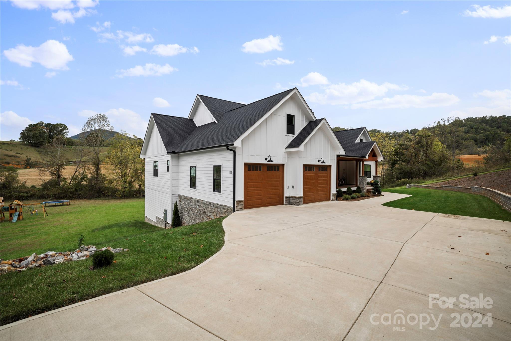 111 Oak Mountain Drive