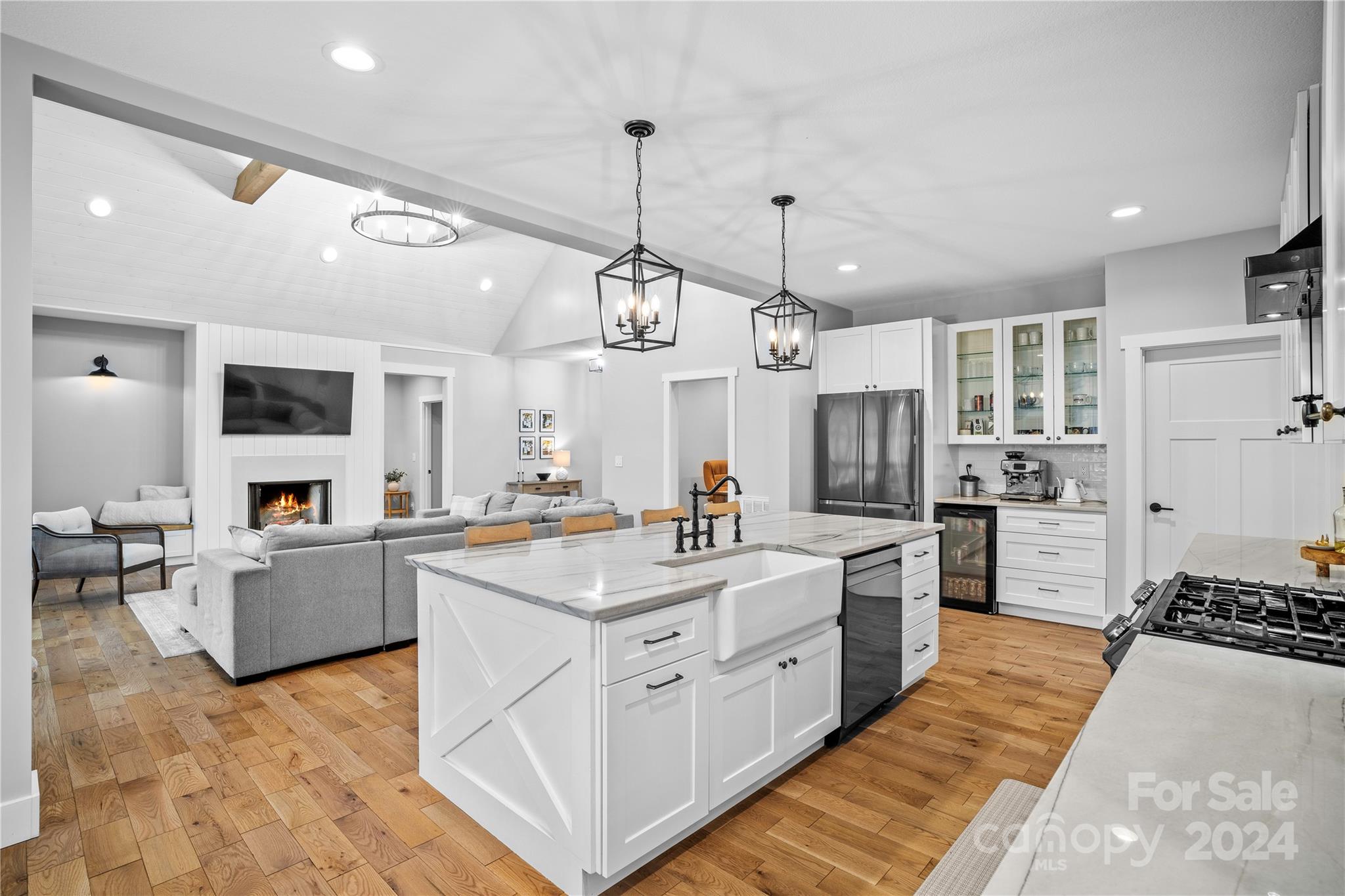 111 Oak Mountain Drive